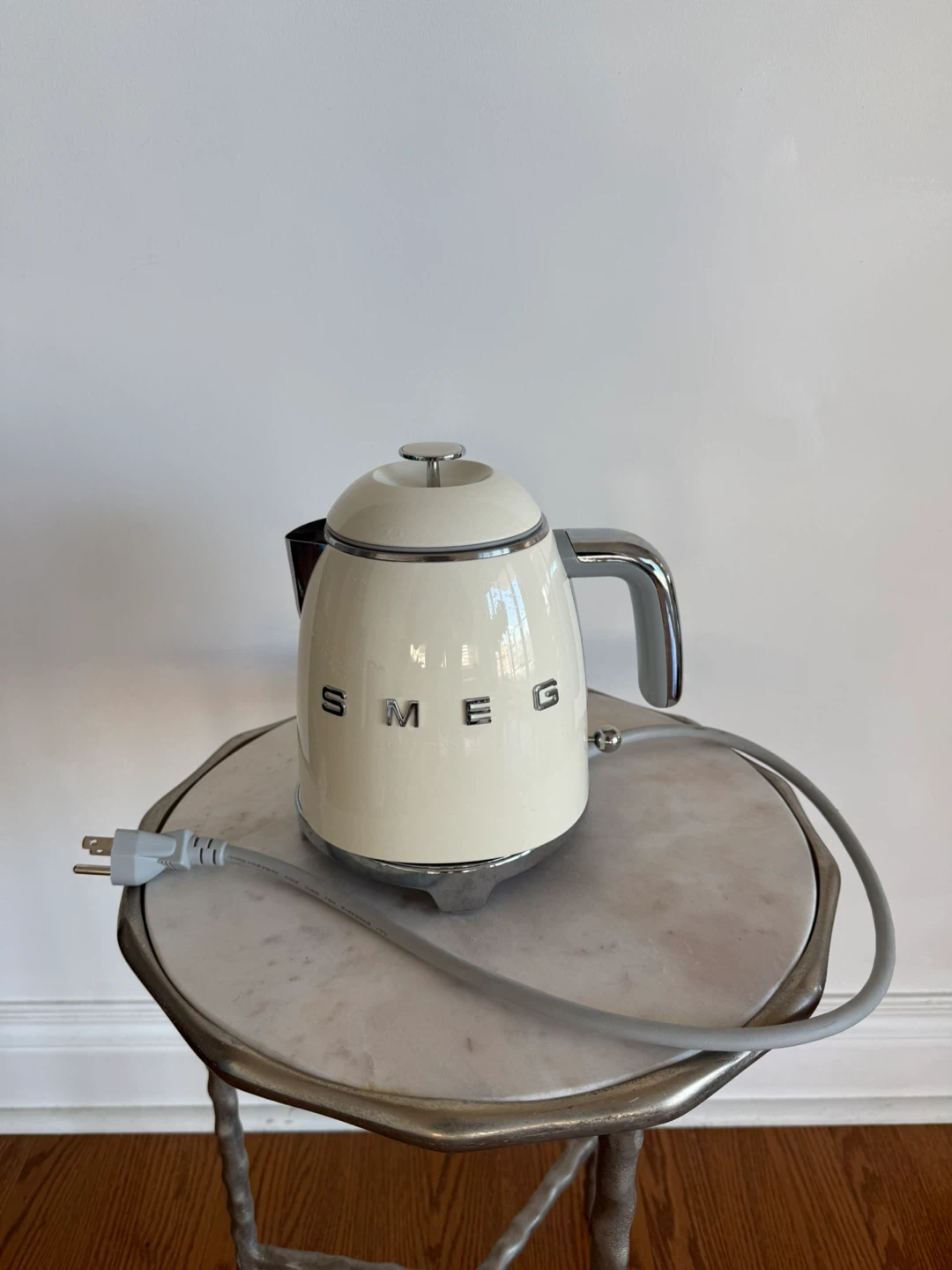 Smeg Mini Kettle - Cream