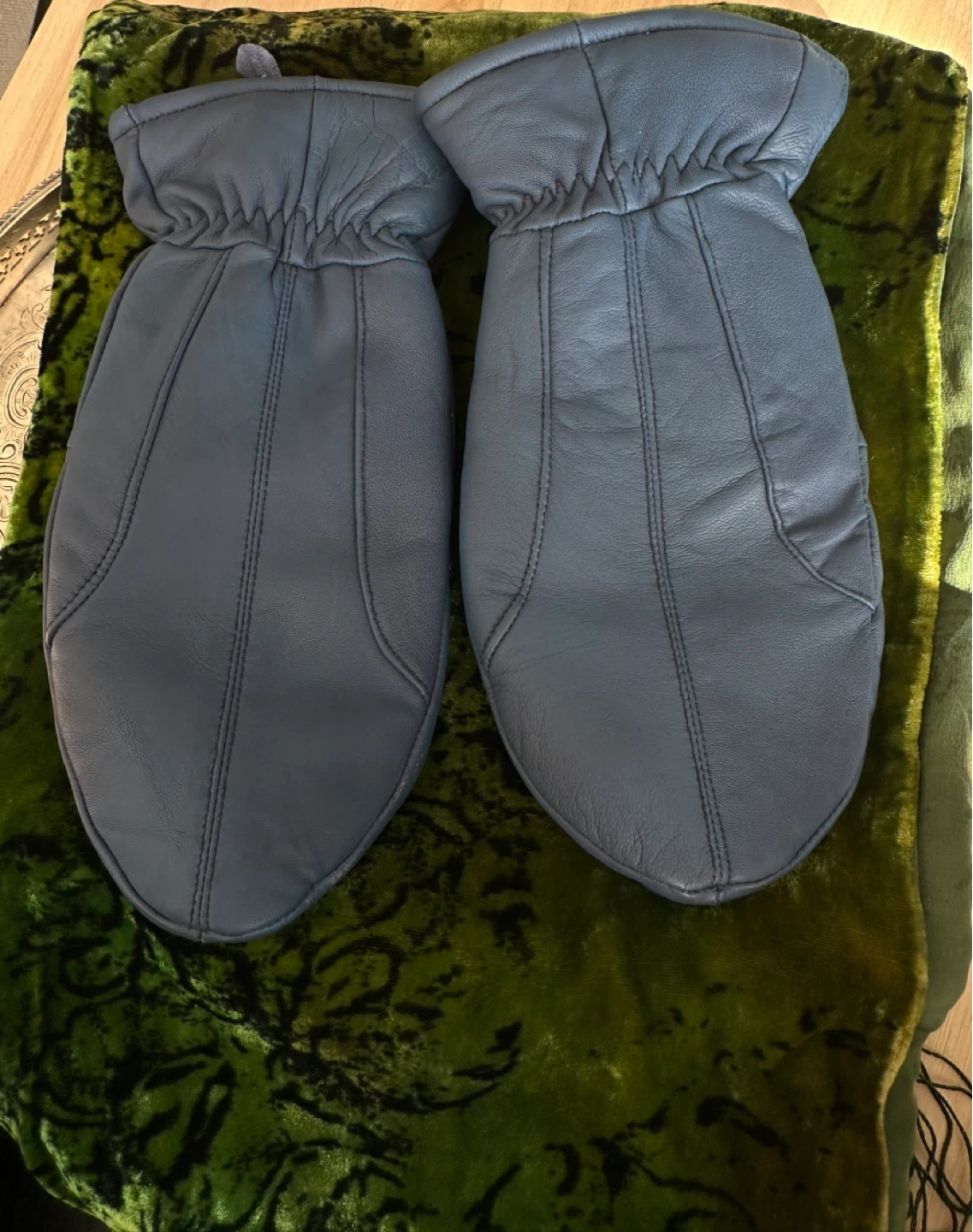 Northern Cabin Genuine Leather Mittens