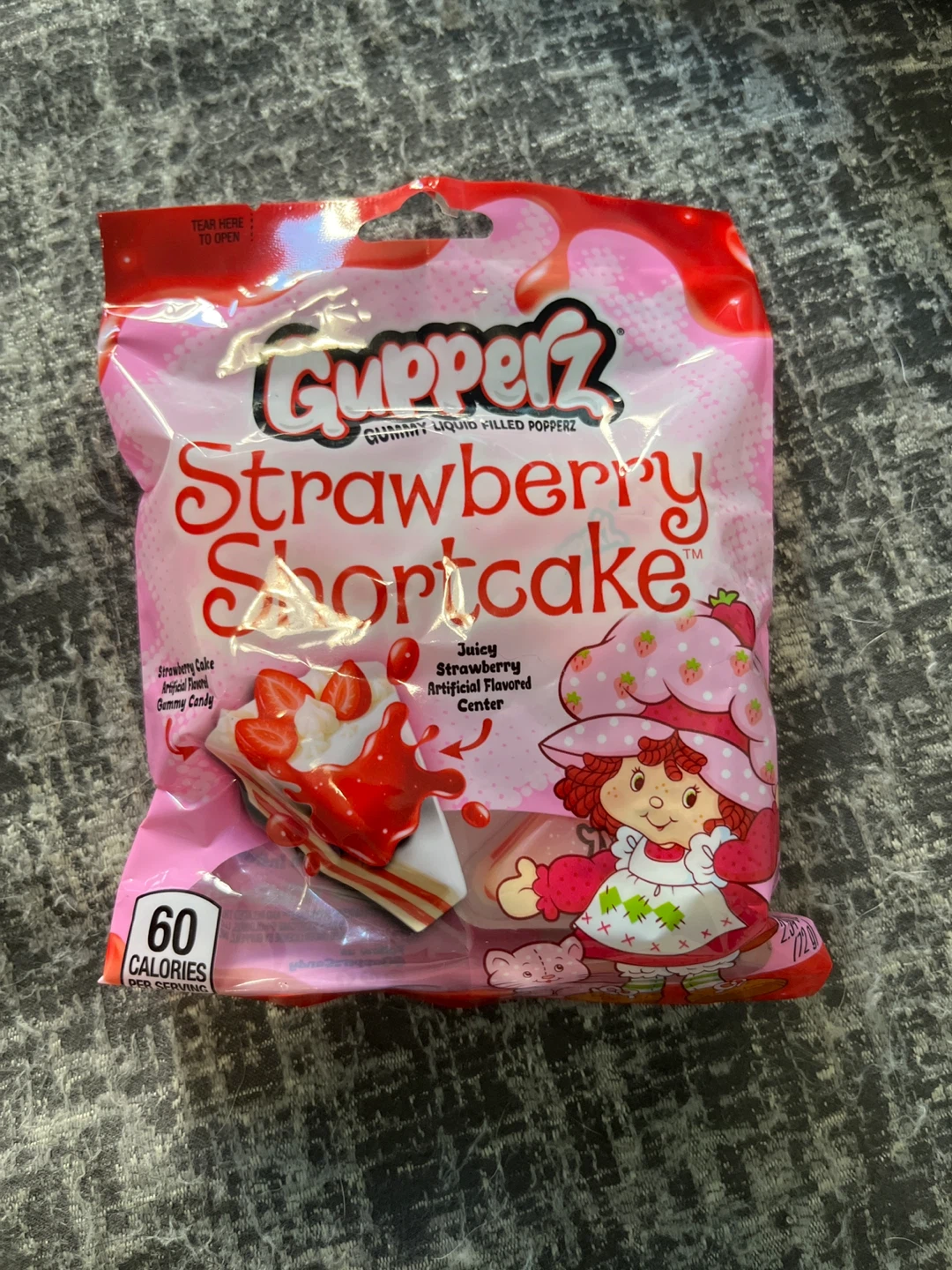 VIRAL CANDY Gupperz Strawberry Shortcake Gummy Candy