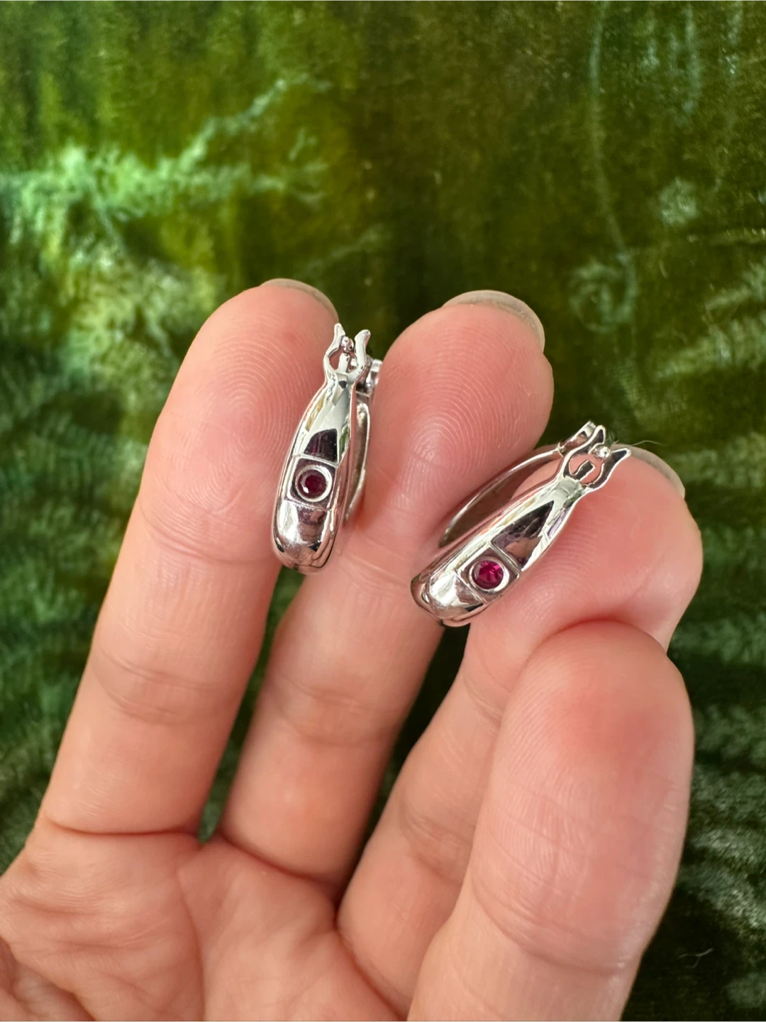 Elle 925 Sterling Silver faux Ruby Hoop Earrings - photo 2