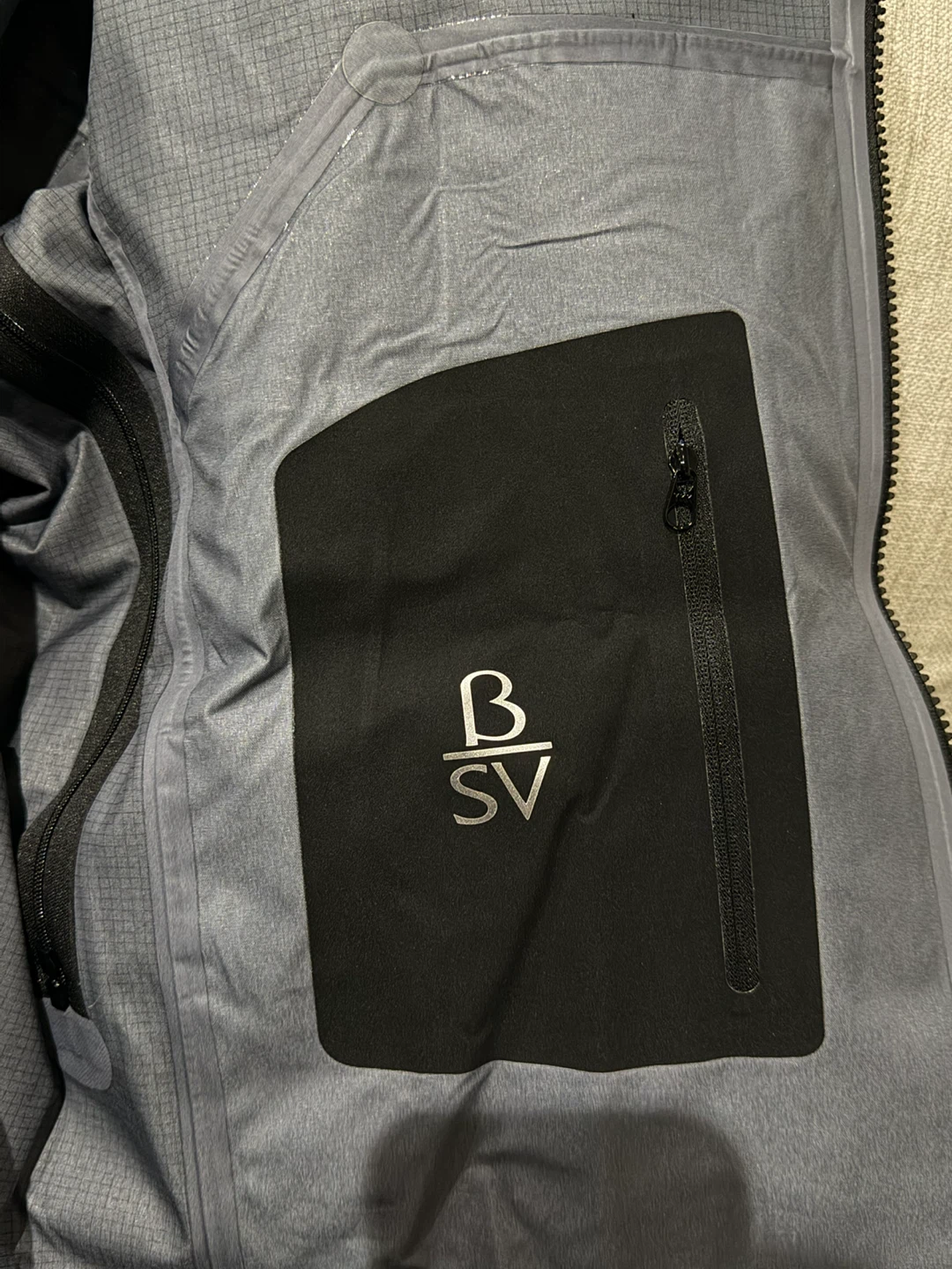 Arc'teryx Men's Jacket with Beanie - photo 4