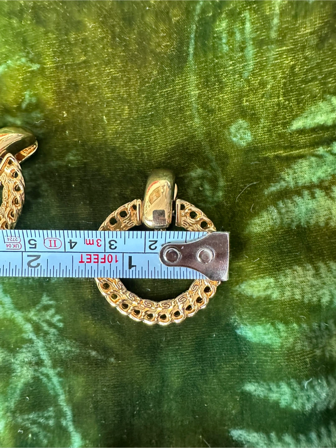 Vintage Monet Gold Tone Clip-On Earrings - photo 4