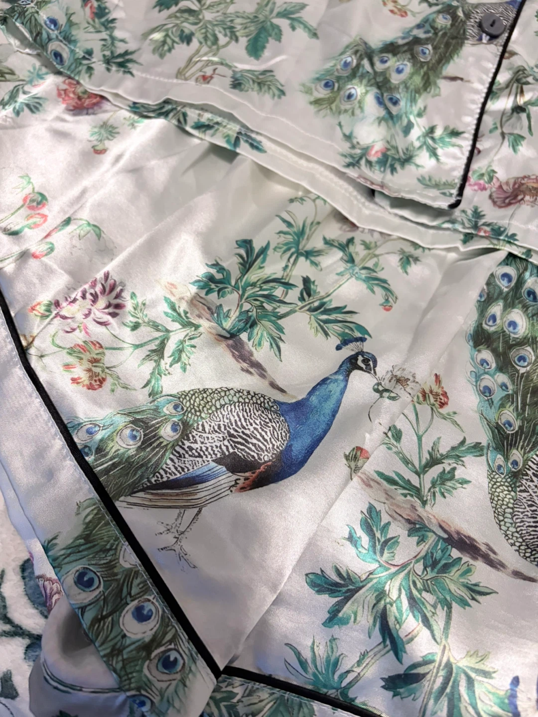 Peacock Floral Satin Pajama Set - photo 2