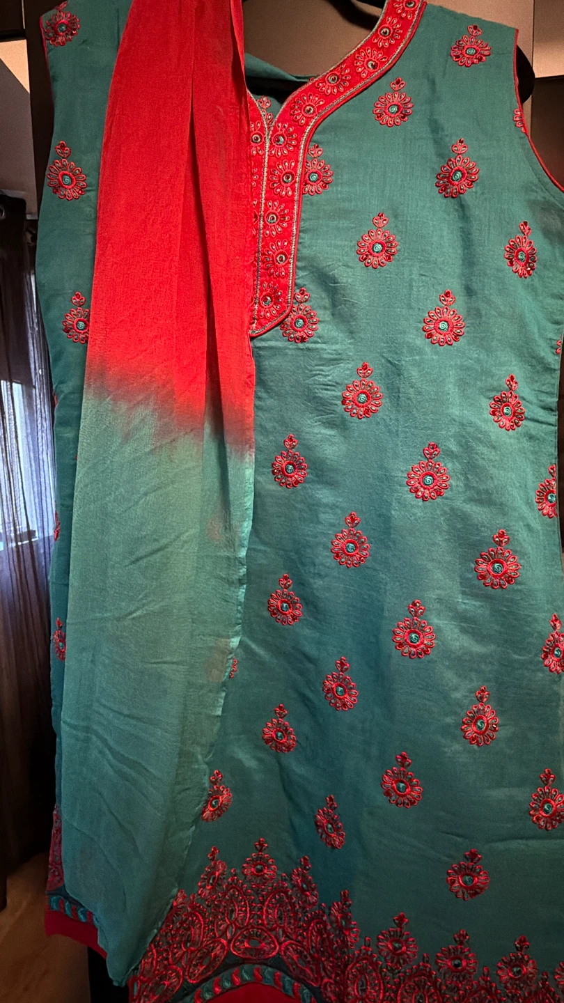 Teal and Pink Embroidered Salwar Kameez - photo 4