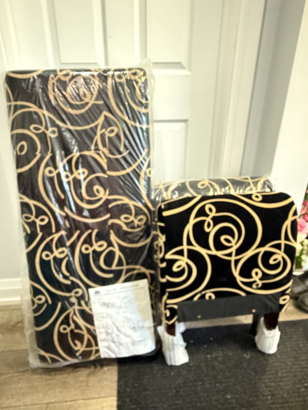 International Furniture Bench - Black and Gold - photo 3