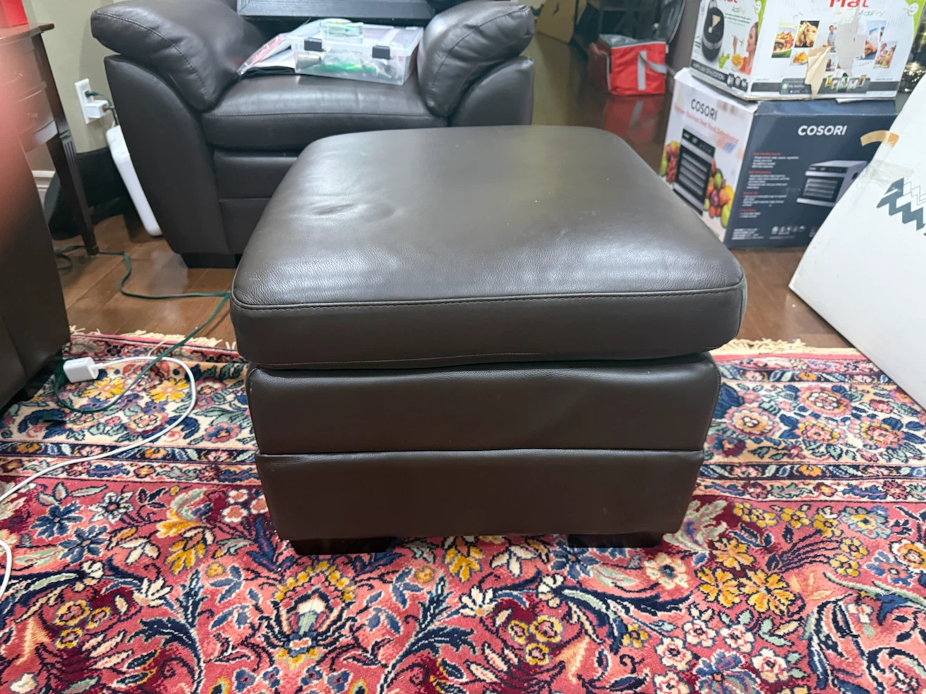 Dark brown leather sofa and matching armchair - photo 4