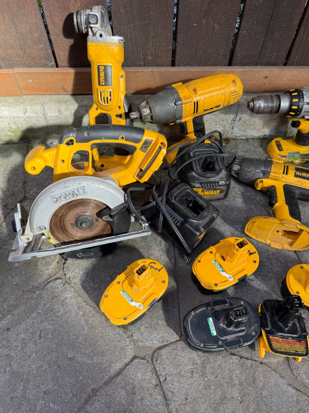 Dewalt 18v tool set - photo 2