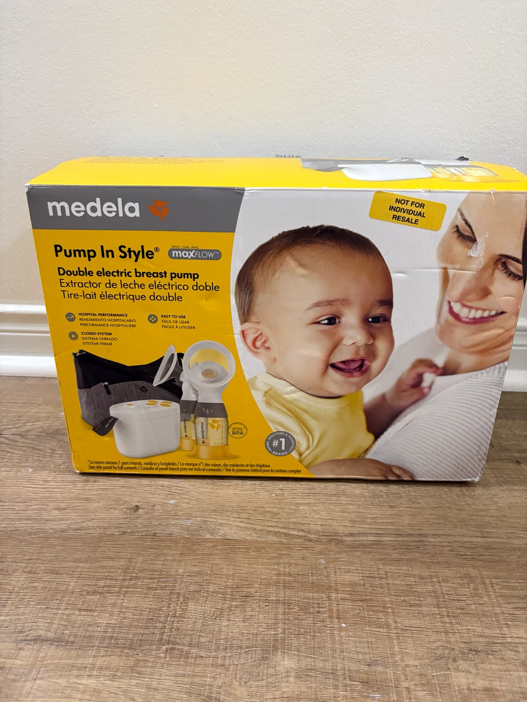 Medela Pump In Style MaxFlow Breast Pump