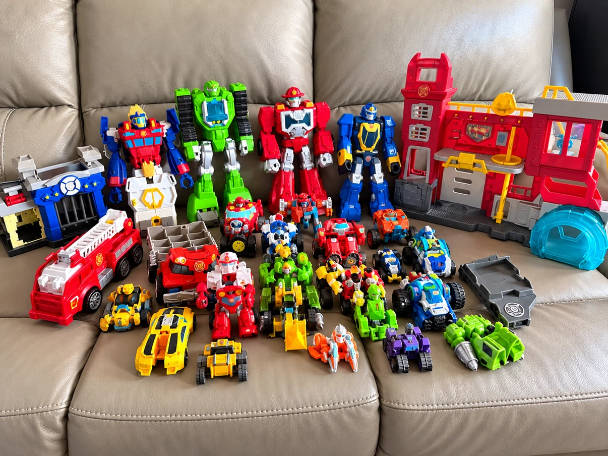 Rescue Bots and Transformers
