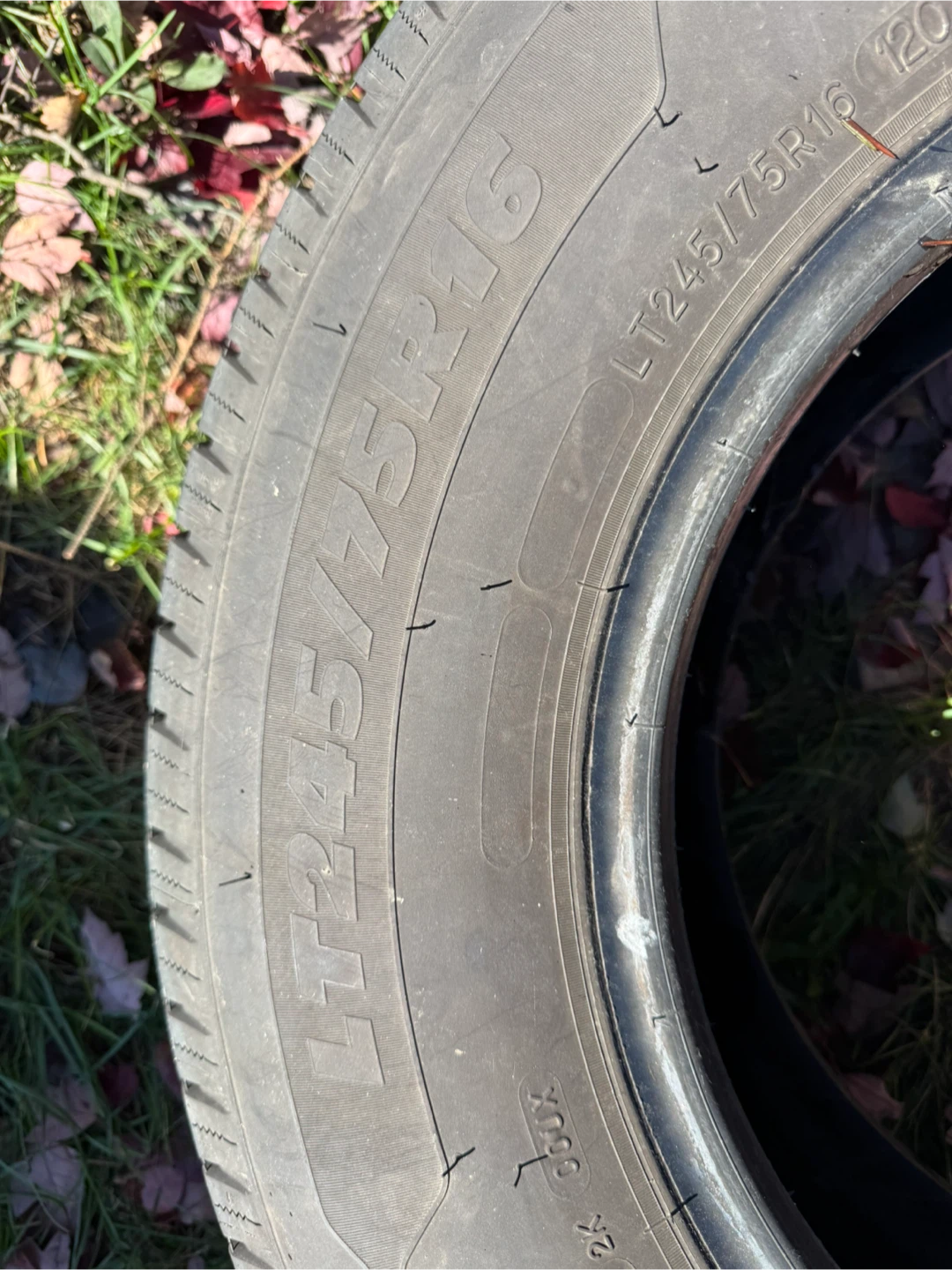 Michelin Agilis LTX Tire LT245/75R16 - photo 4