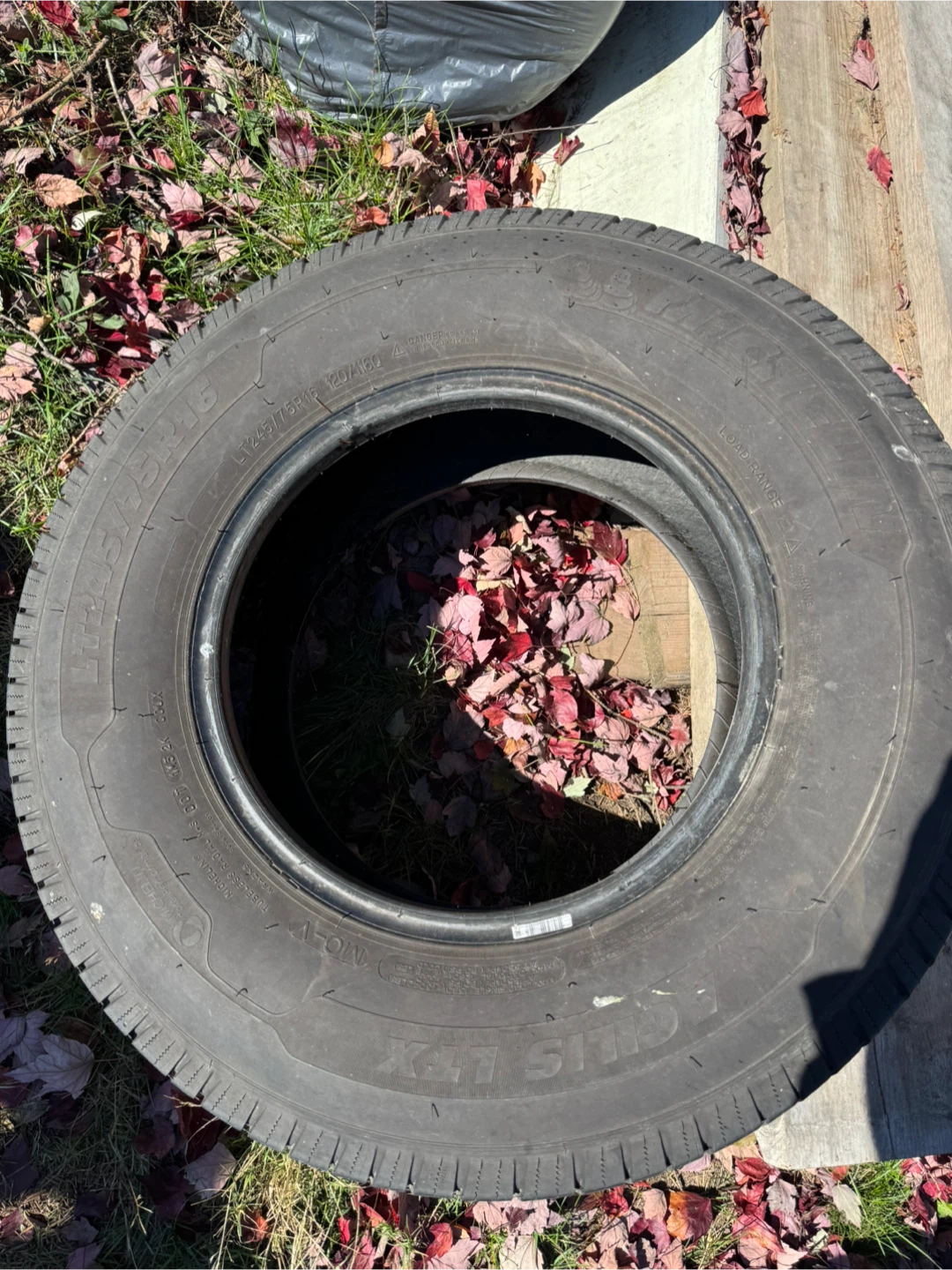 Michelin Agilis LTX Tire LT245/75R16 - photo 5