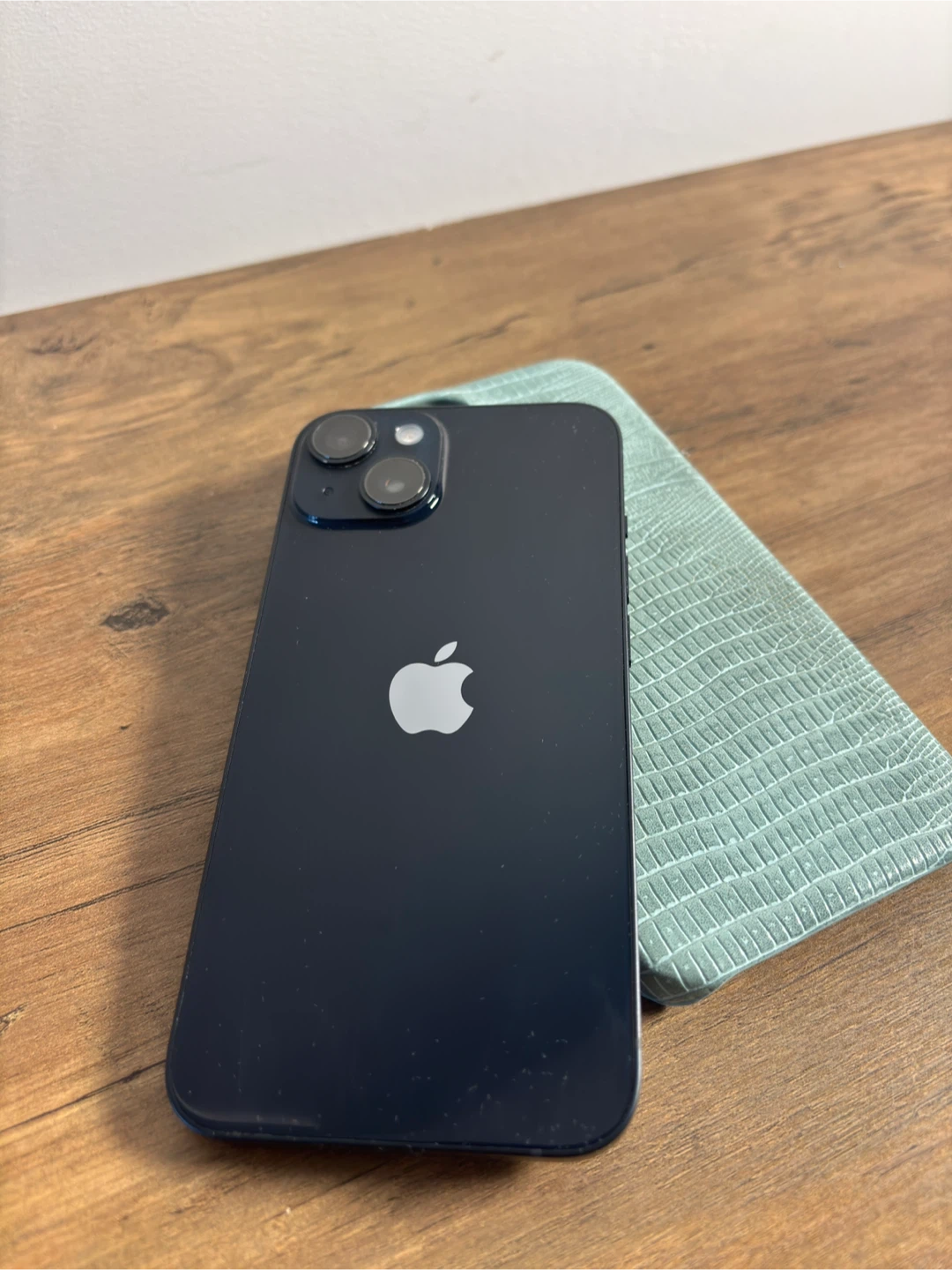 iPhone 14 (128GB) Midnight Blue + Case - Limited Time! - photo 3