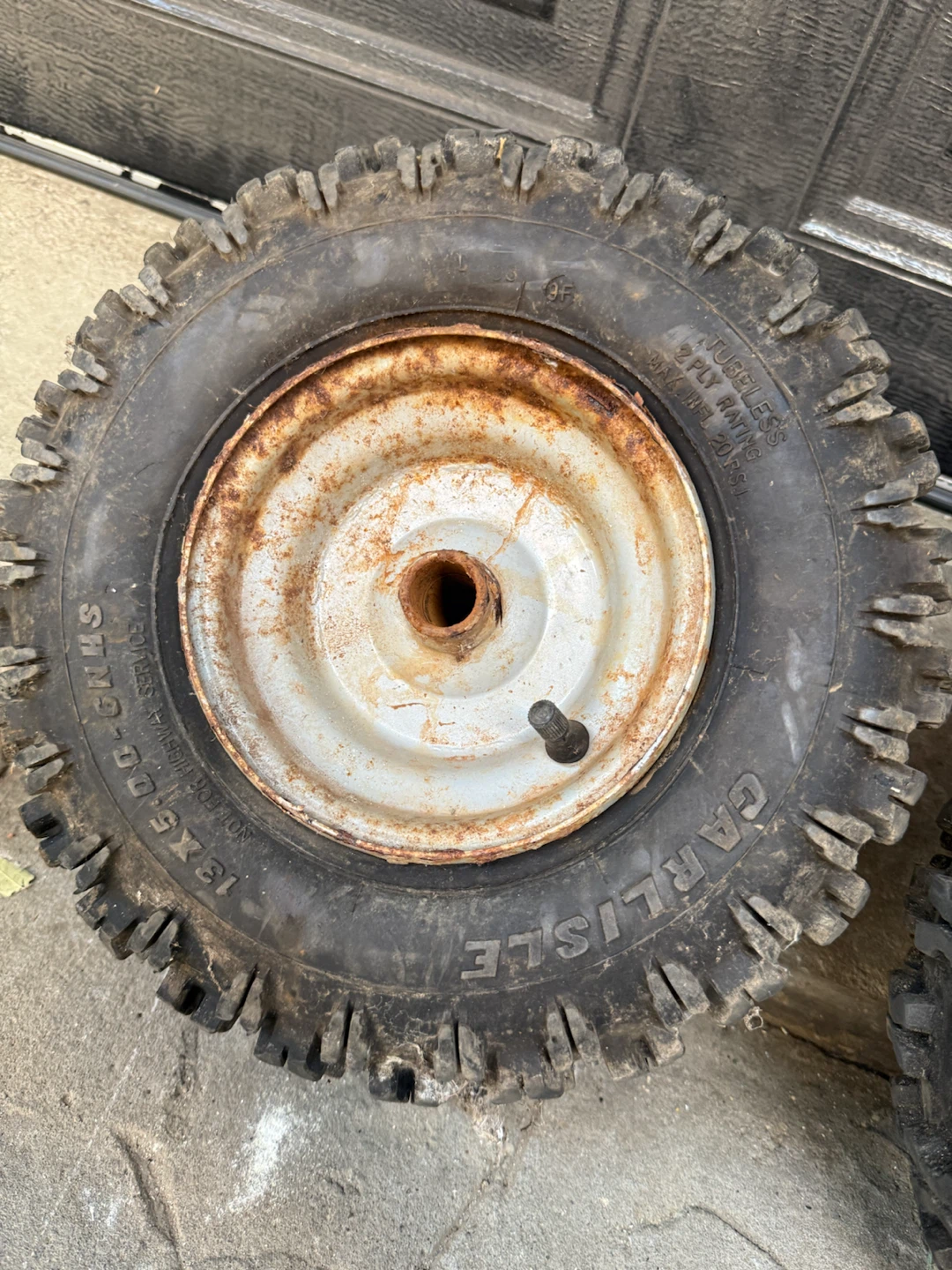 Snowblower wheels - photo 2