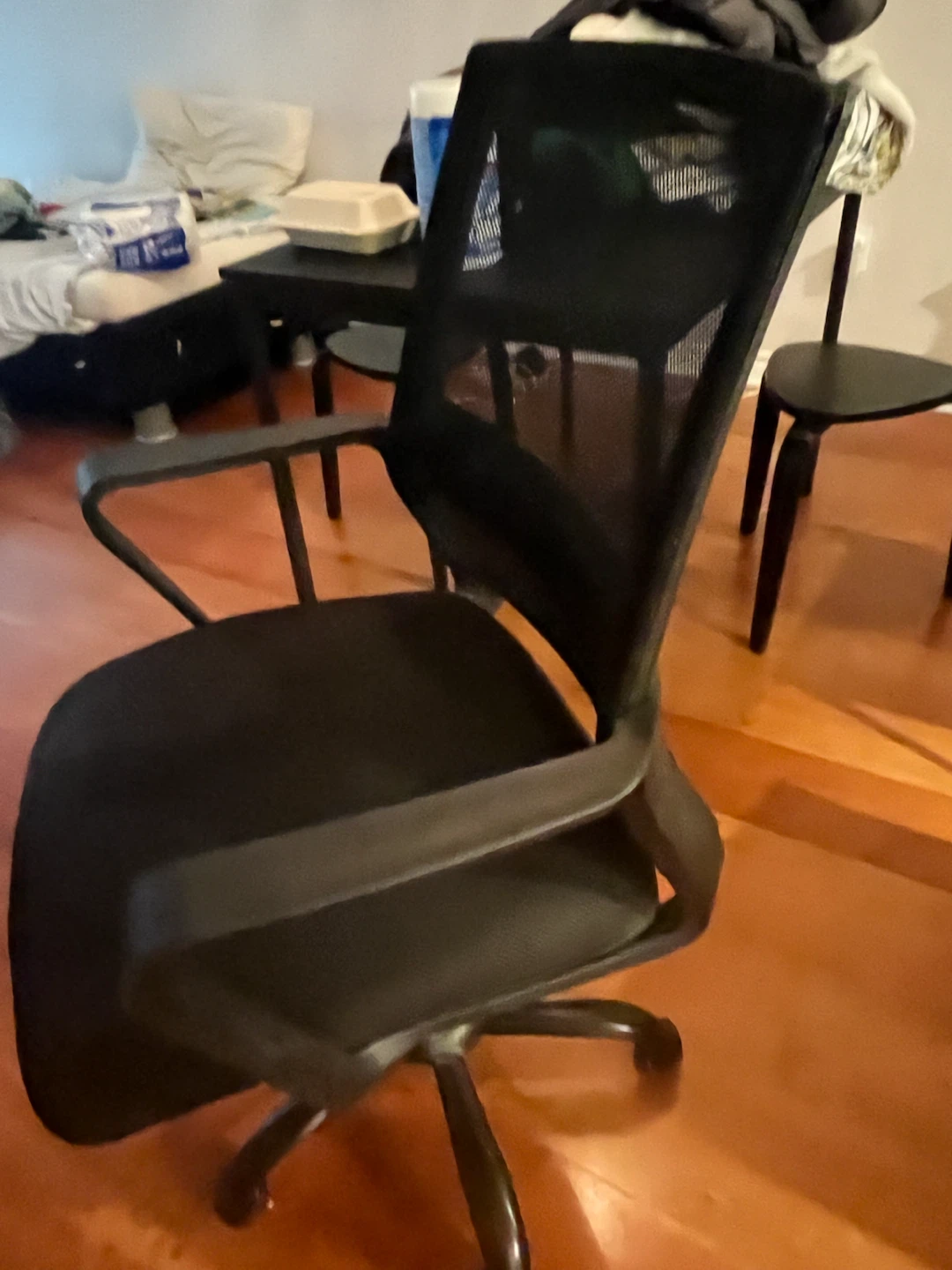 Black ergonomic office chair - photo 4