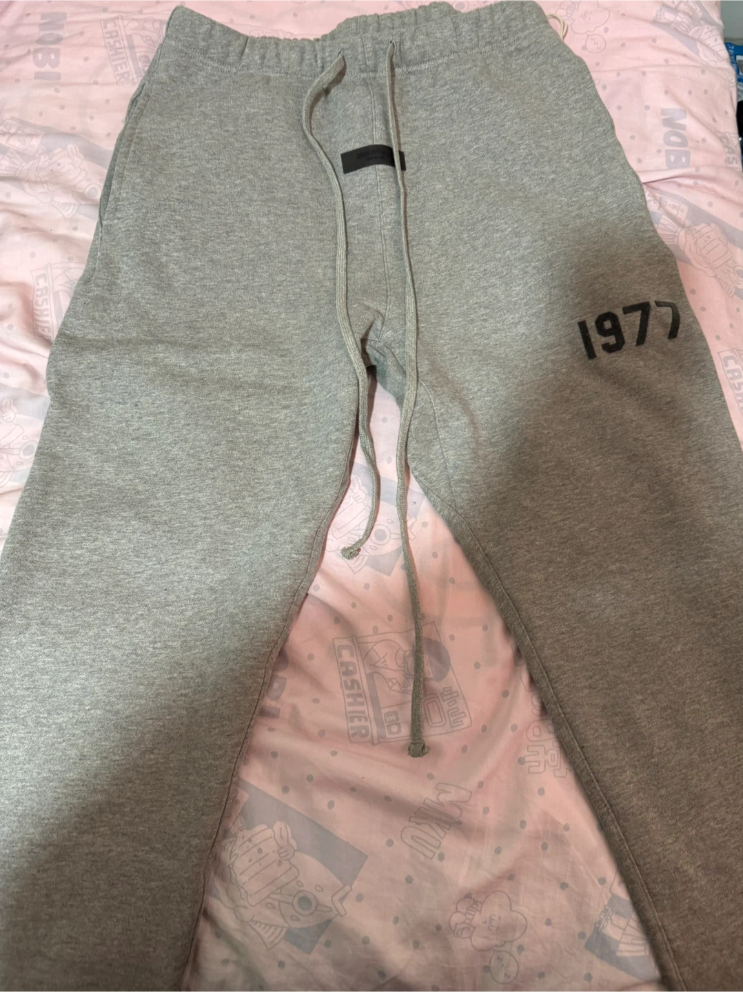Essentials 1977 sweatpants medium - photo 2