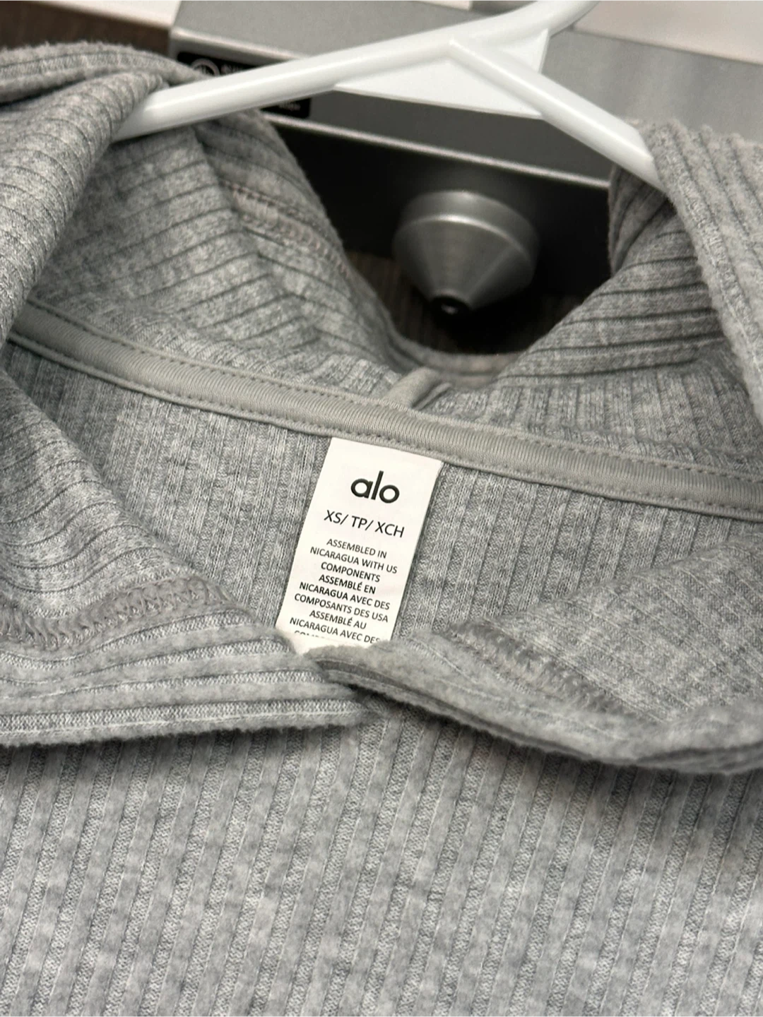 Alo Yoga Ribbed Hoodie - photo 2