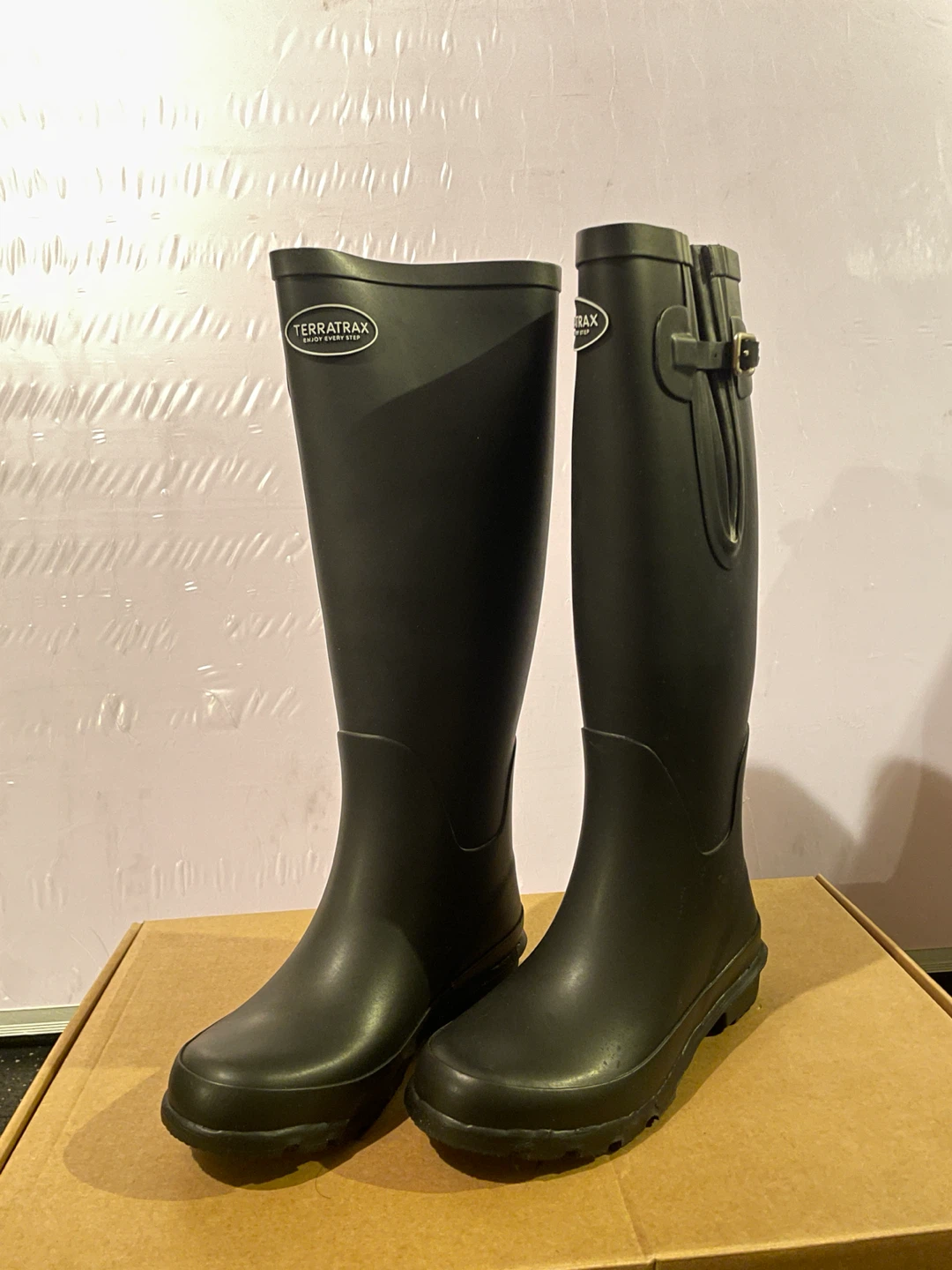 NEW TerraTrax Women’s Tall Rubber Rain Boots –Black Size 5