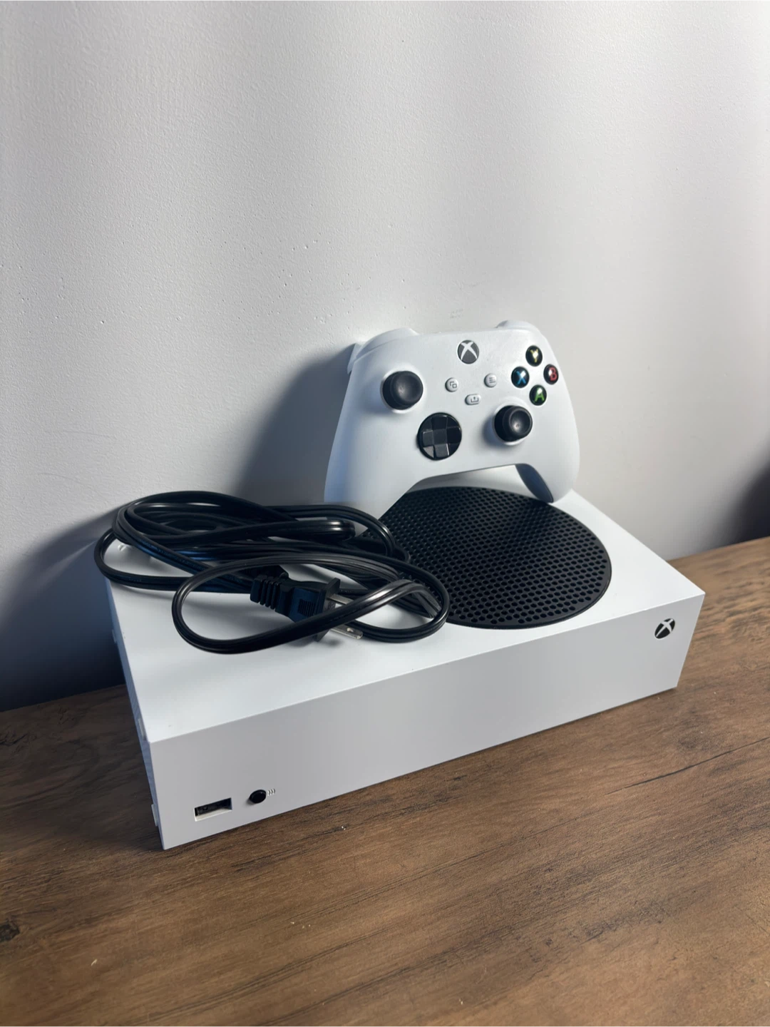 Xbox Series S (512GB) + Controller - Be Quick!