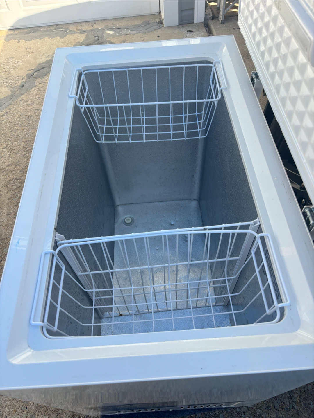 Chest Freezer 7 cu ft - photo 4