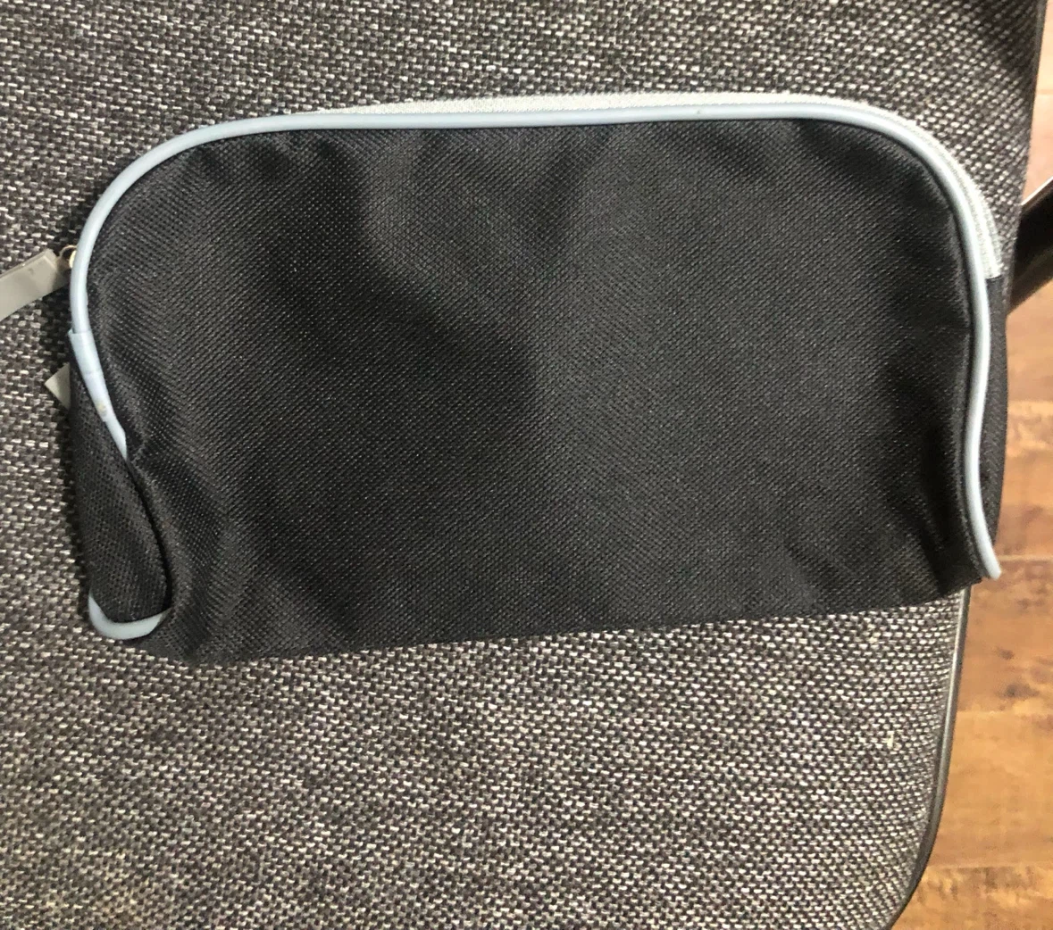 Moda Black Zippered Pouch - photo 2