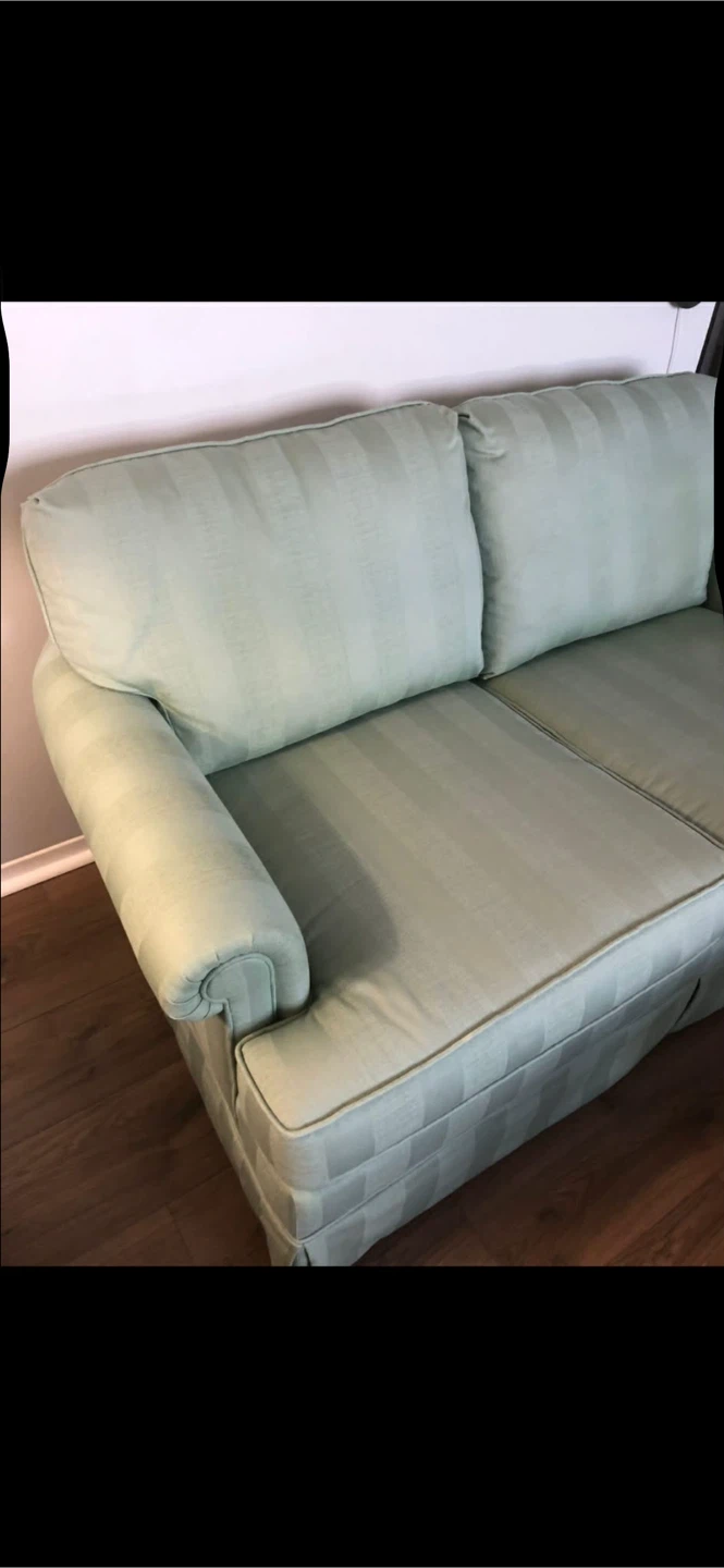 Mint Green Loveseat new - photo 2