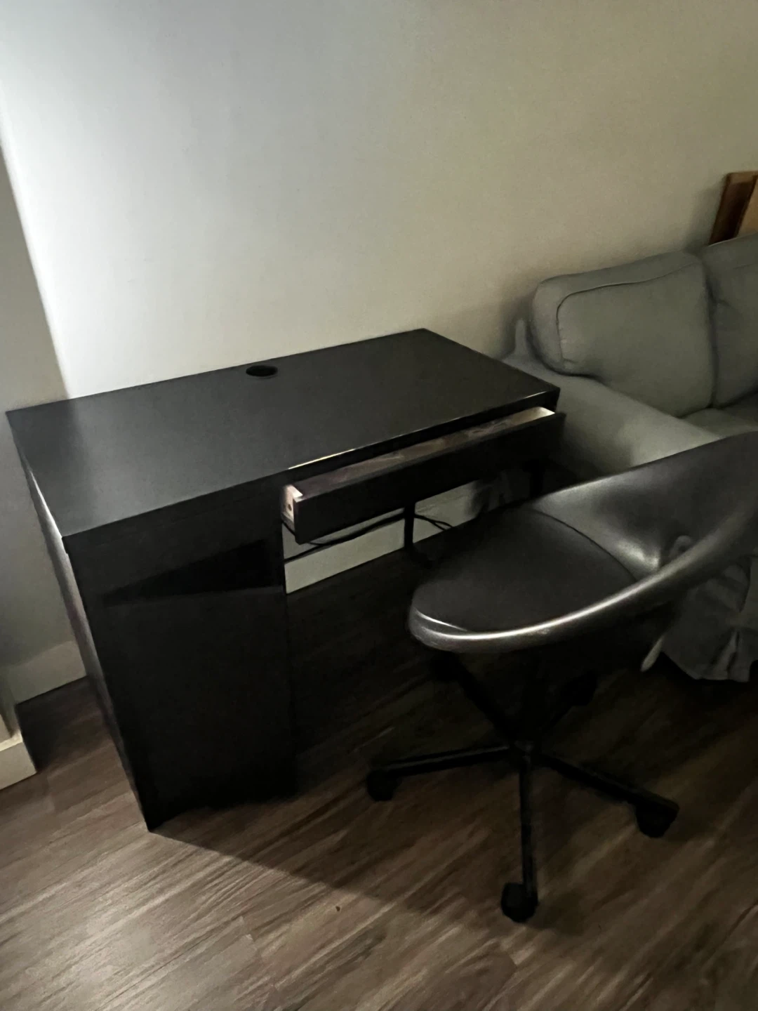 Ikea Mickie Desk and Swivel Chair