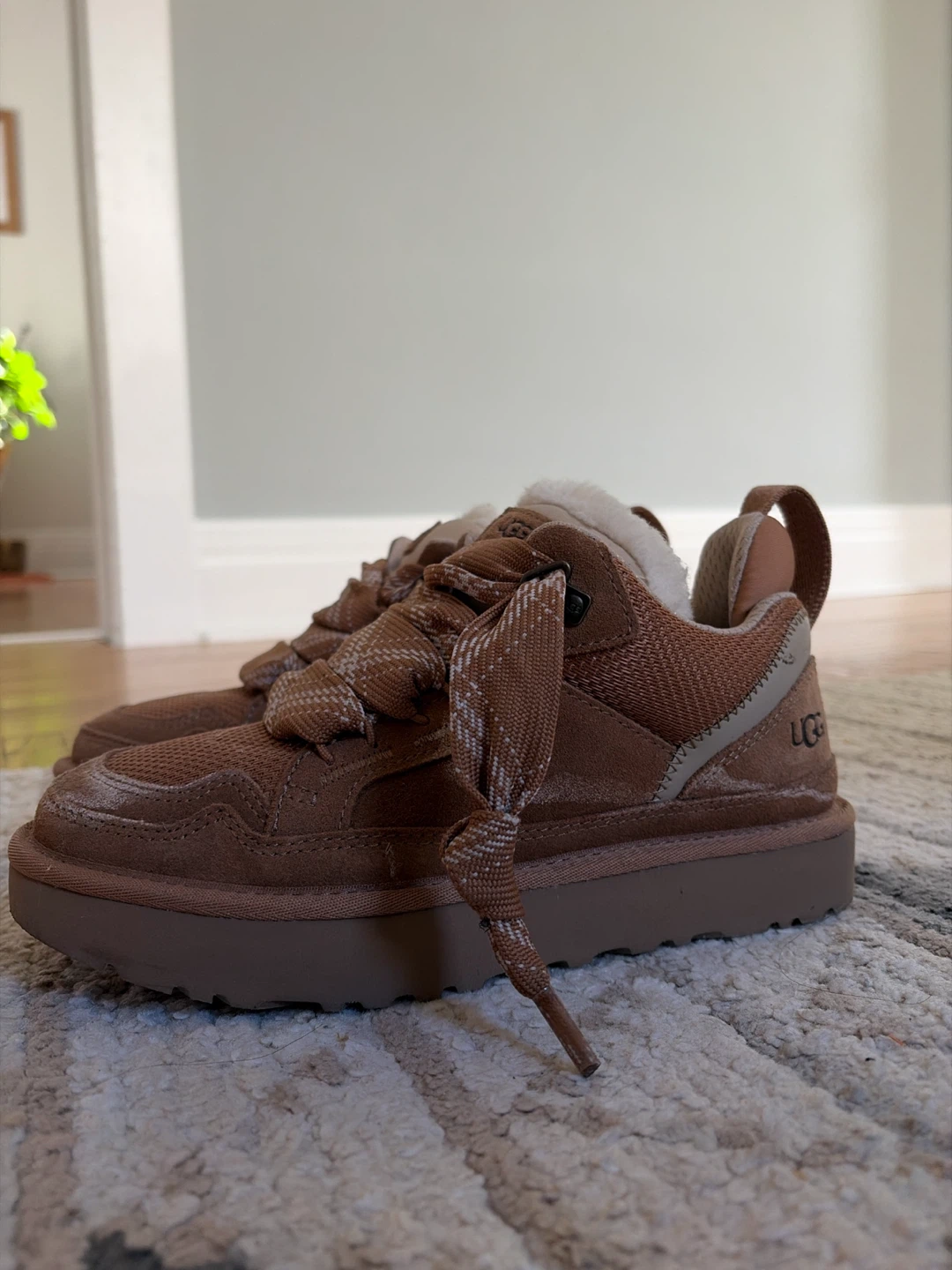 UGG Women’s Lowmel Chestnut Colour - photo 3