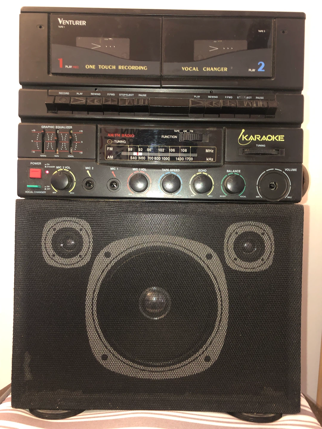 Vintage Venturer K890 Double Cassette Karaoke System - photo 2