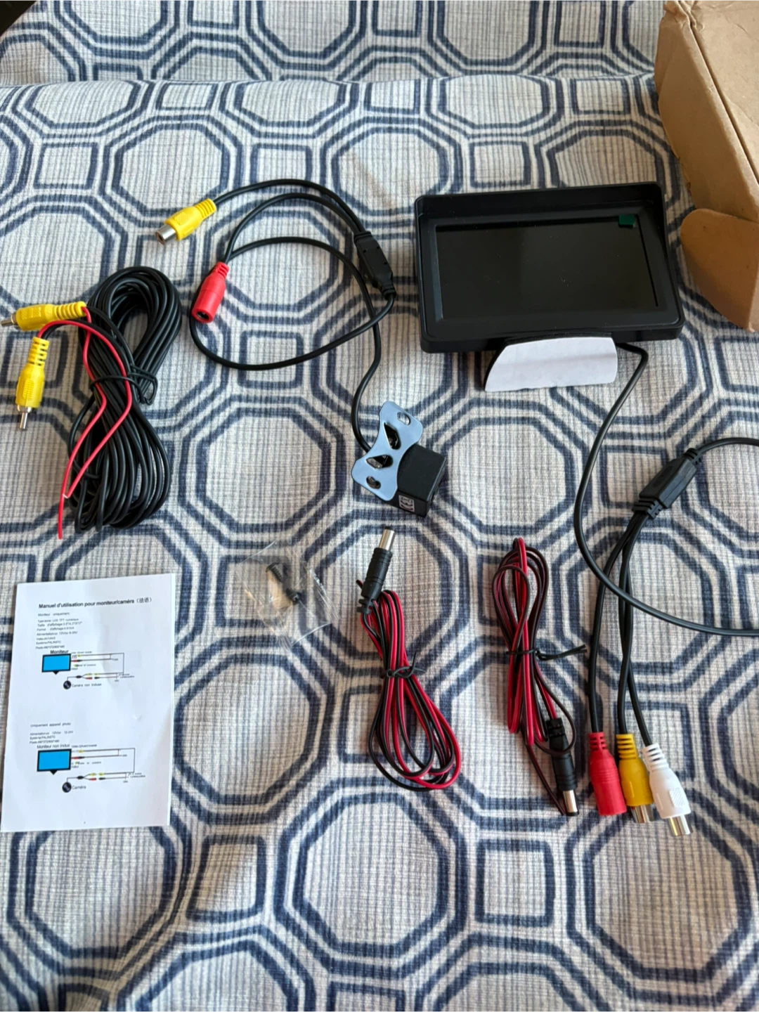 4.3 inch Car Backup Camera and Monitor Kit - photo 2