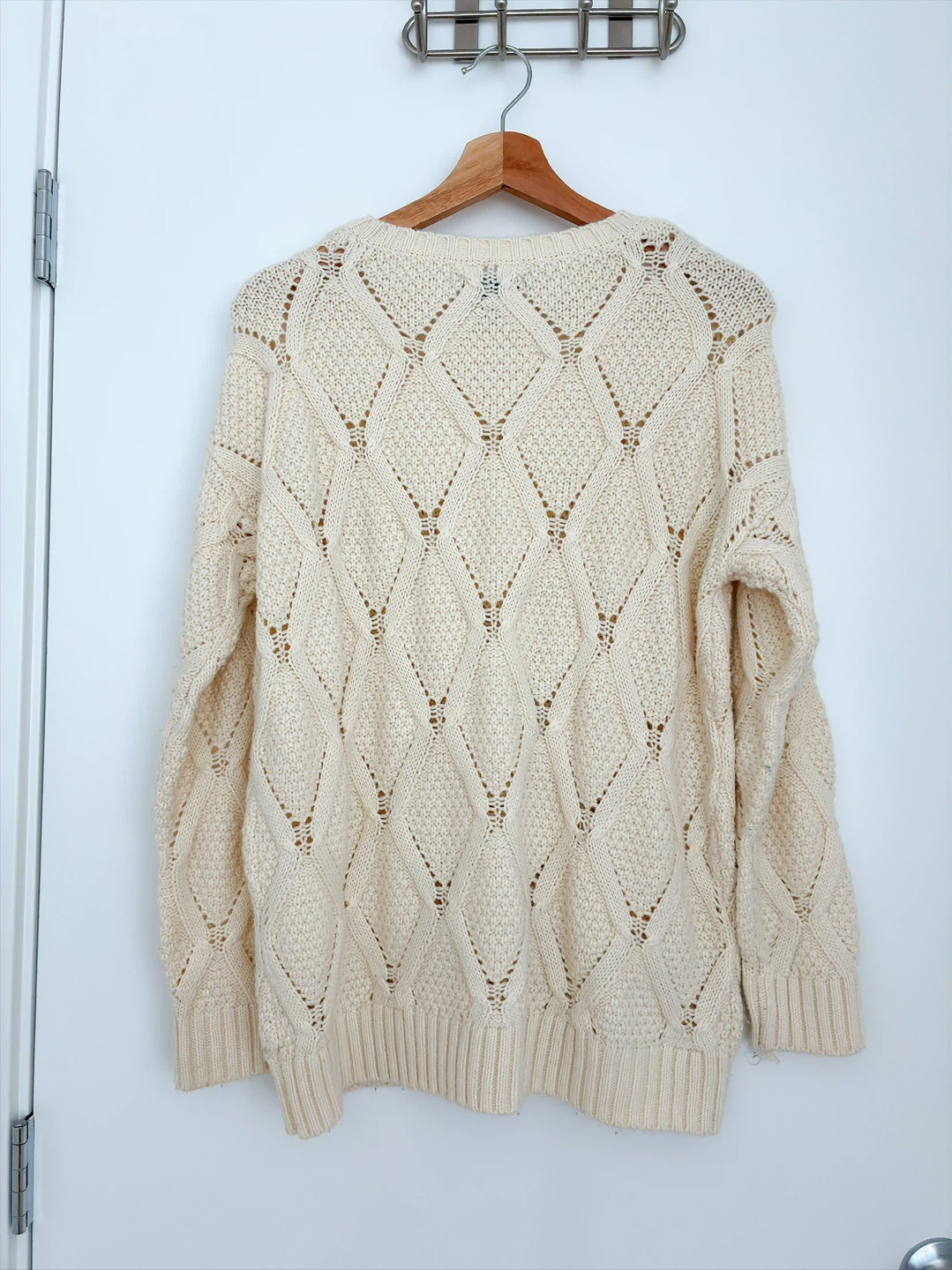 Forever 21 Cream Cable Knit Sweater Size Small - photo 2
