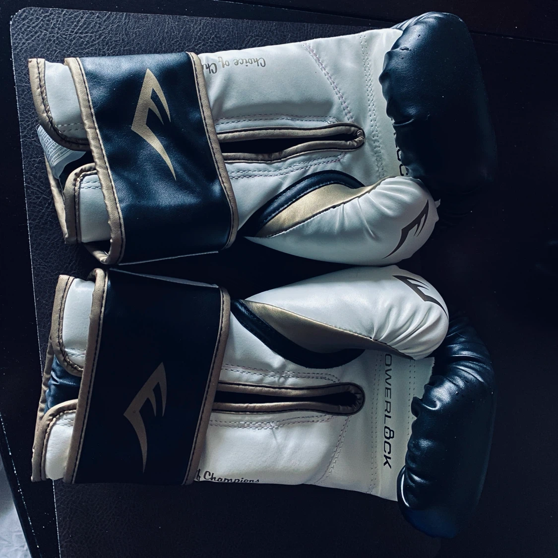 Everlast Powerlock Boxing Gloves - photo 2