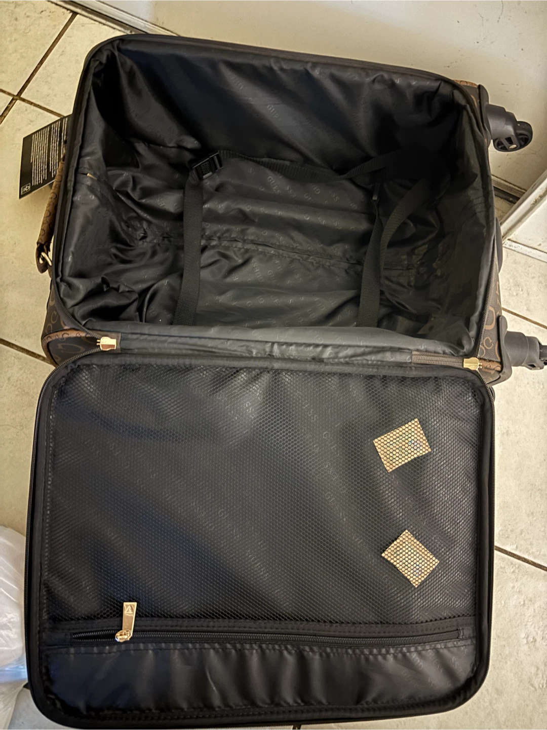 Guess Eldoria Carry On Travel Luggage - photo 3