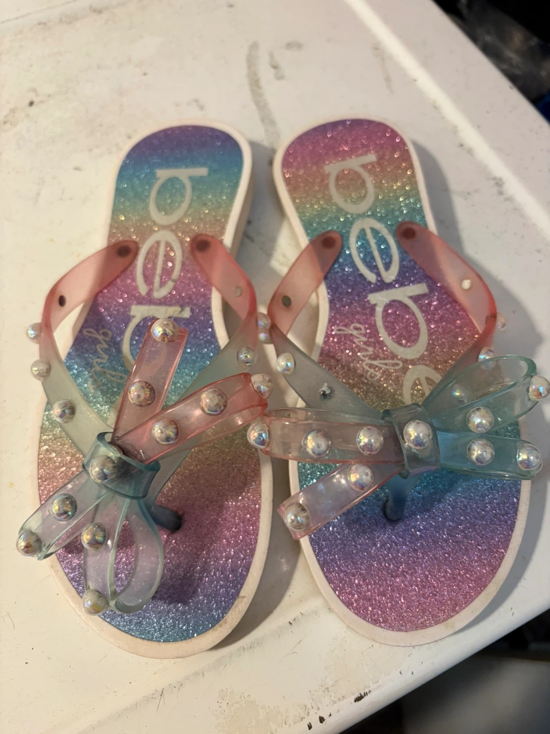 Bebe Girl Rainbow Flip Flops ~ Size 2/3