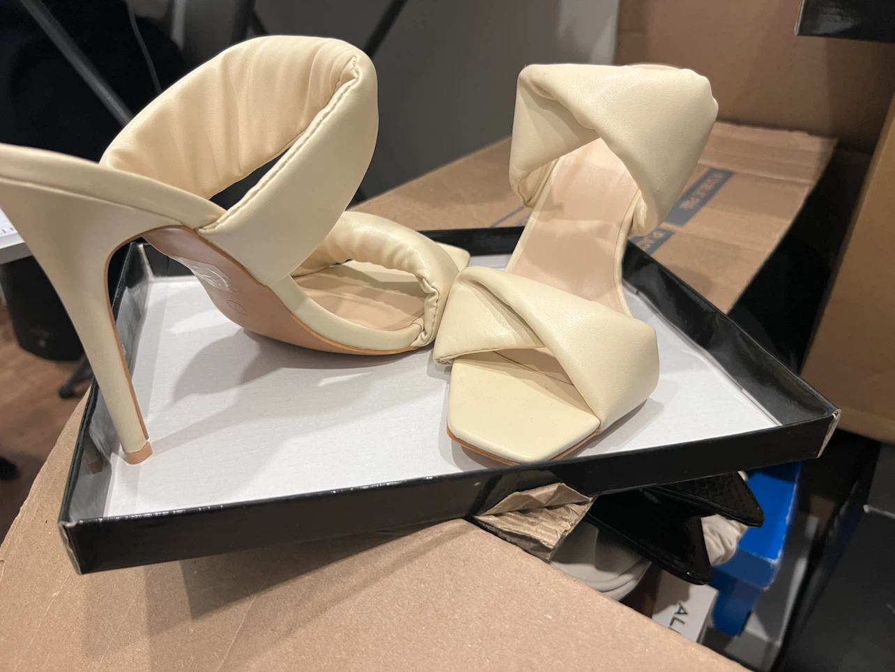 PRETTYLITTLETHING Padded High Heel Mules - US 9 - photo 3