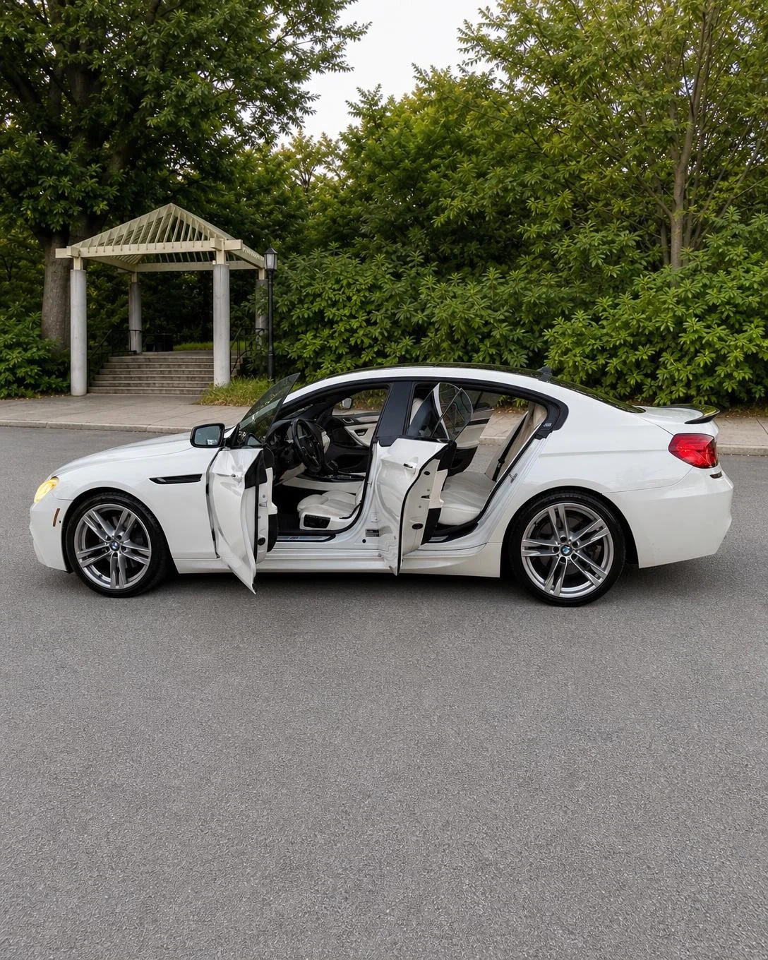 2015 BMW 650i - photo 4