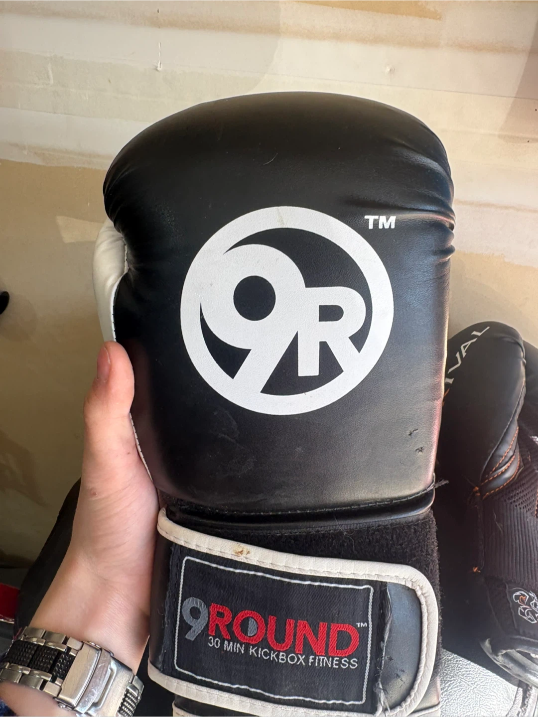 9Round Kickboxing Gloves