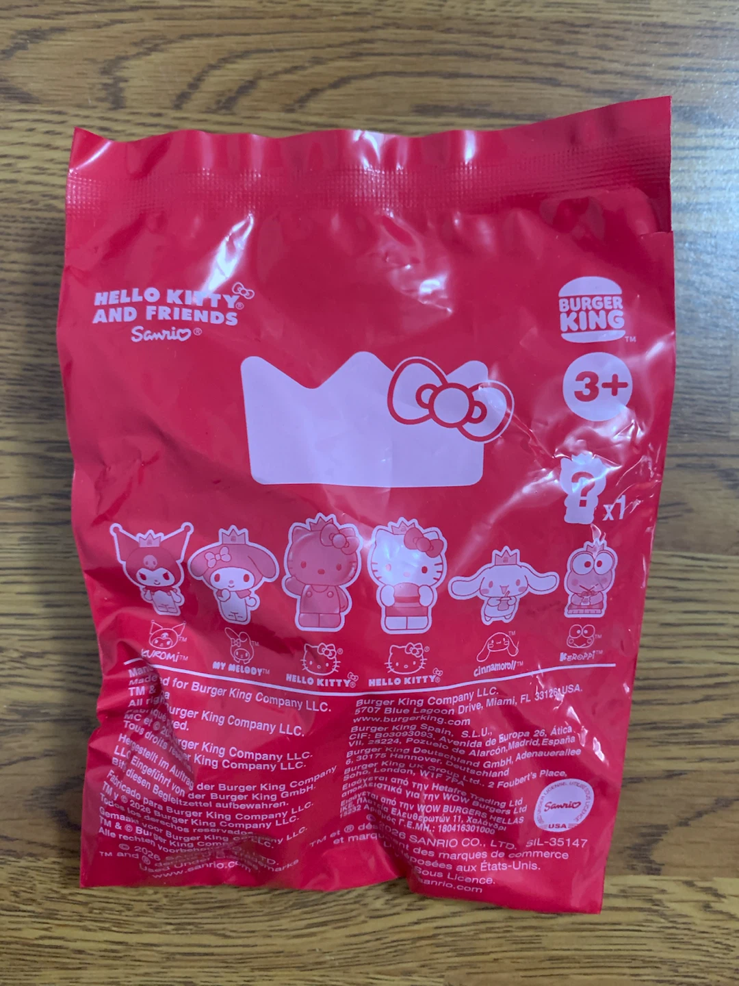 Burger King | Hello… (LE) King Jr… Meal Toy [Gold Hello Kitty] - photo 2