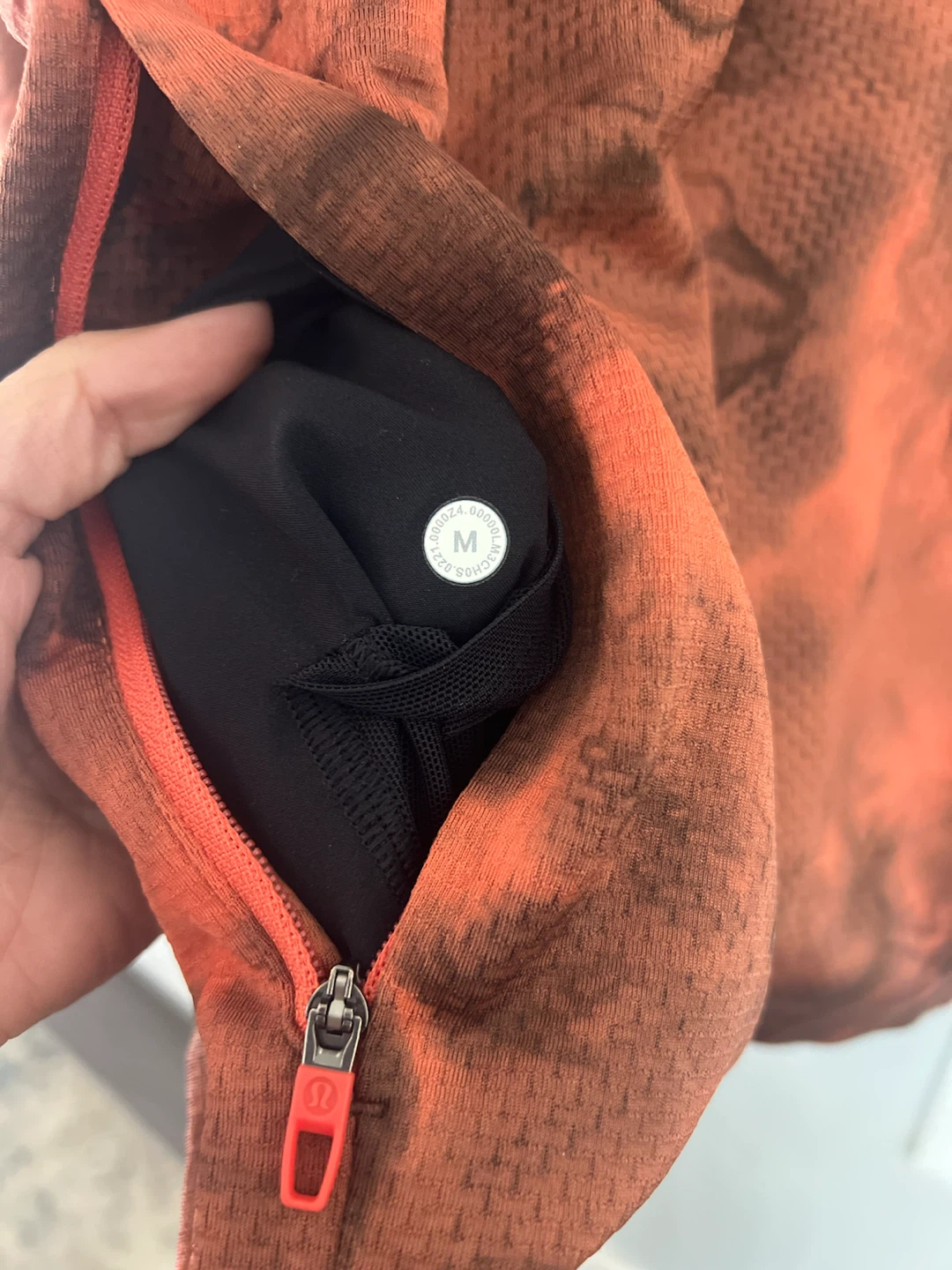 Unbelievable Deal: Lululemon  Hoodie + Gift Belt Bag! - photo 5