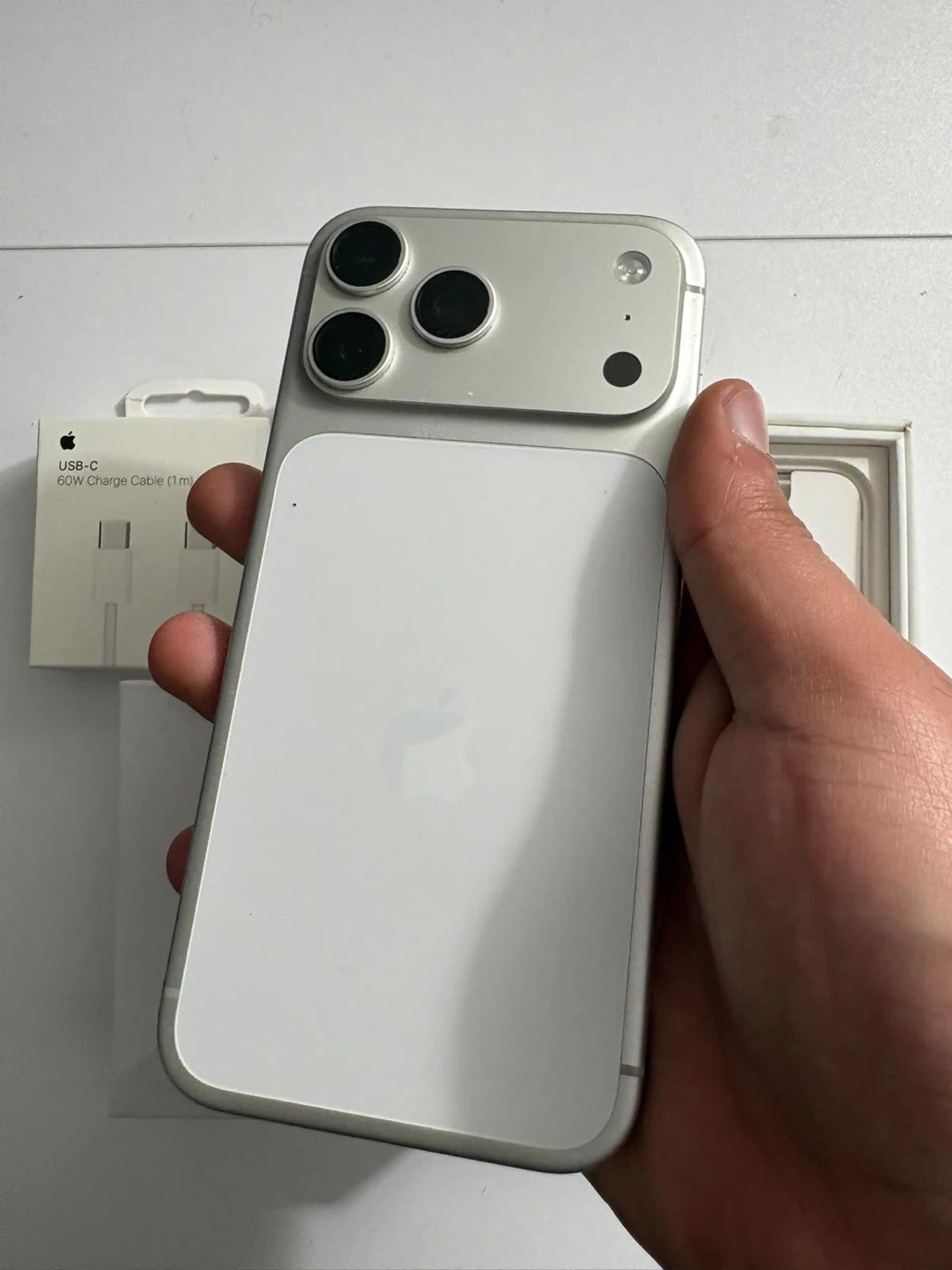 Iphone 18 Pro 256GB 100% BTRY | Airdrops Fast Charger & Drop Off - photo 2