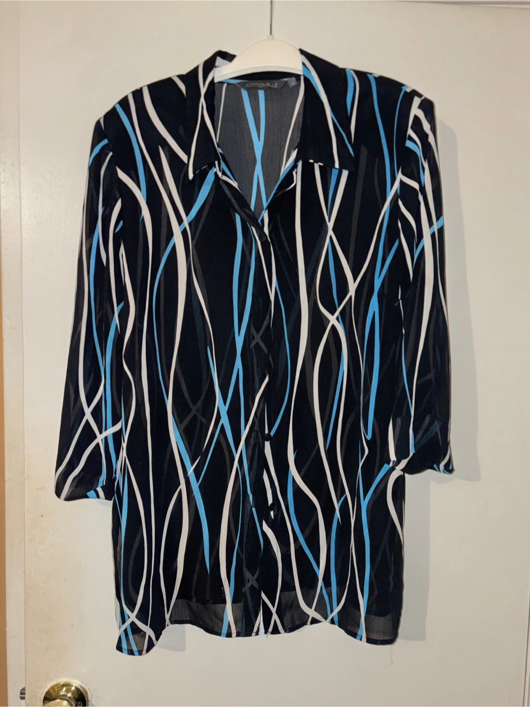 Womwn’ s Botton down Shirt