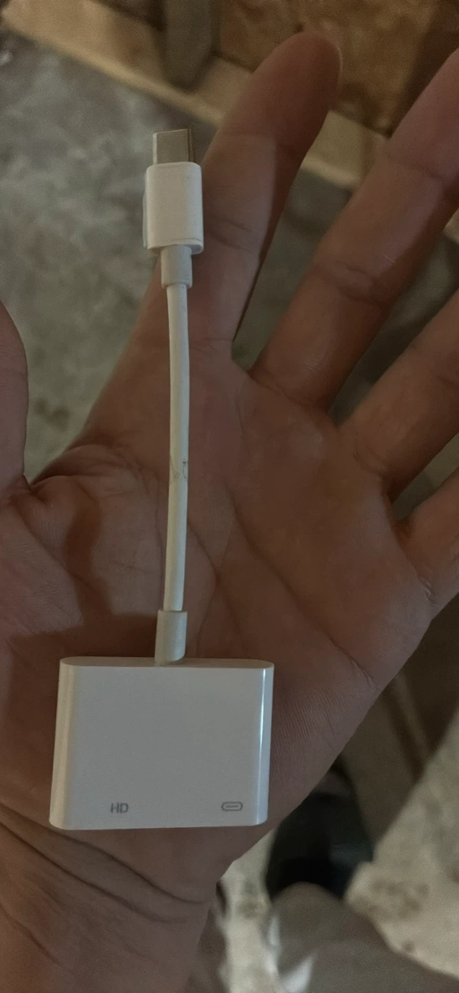 Apple USB-C Digital AV Multiport Adapter - photo 2