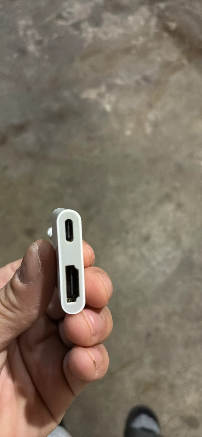 Apple USB-C Digital AV Multiport Adapter - photo 3
