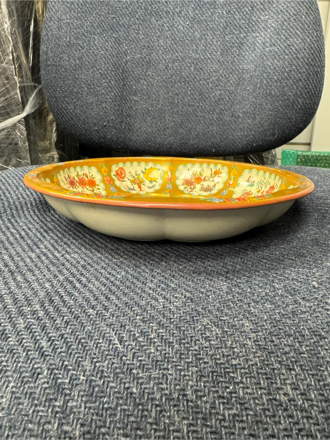 Vintage Daher Decorated Ware Tin Bowl - photo 3