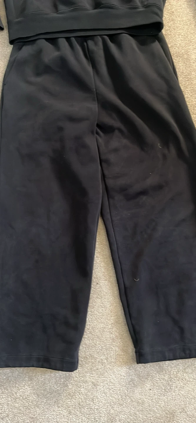 Black Uniqlo tracksuit - photo 2