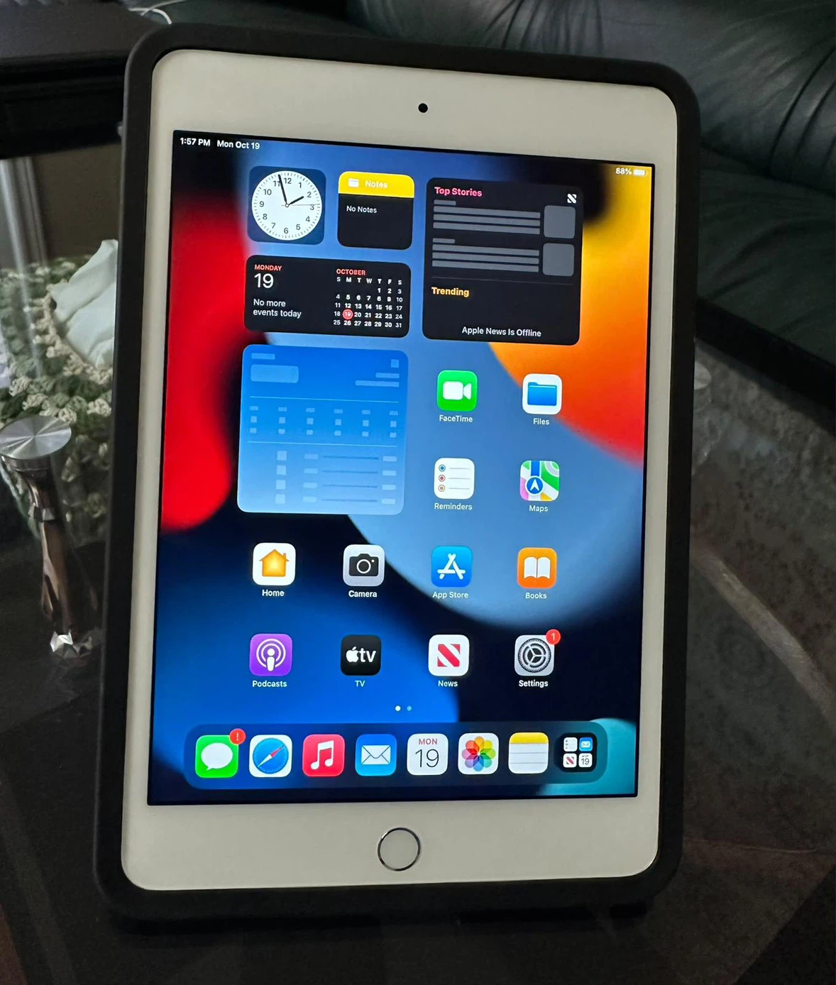 iPad Mini 4th Gen 128GB LTD STOCK LEFT + Free Delivery