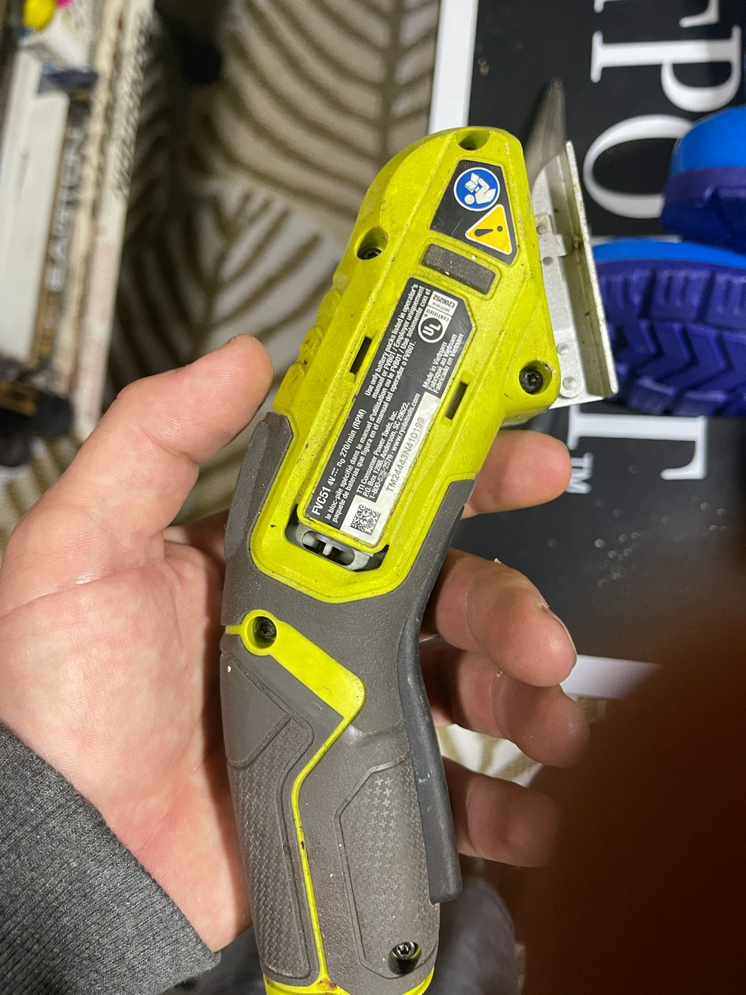 RYOBI 4V Cordless Cutting Tool FVC51 - photo 3