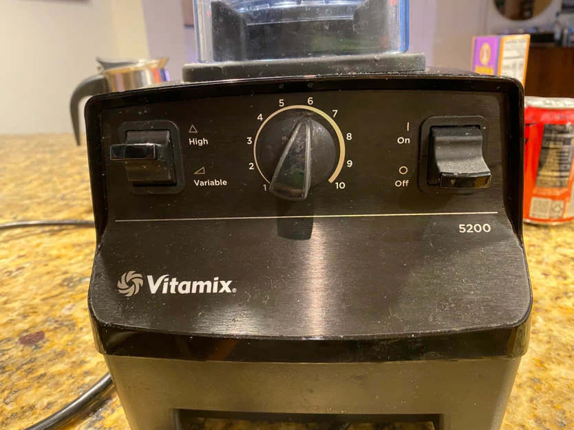 Like new Vitamix 5200
