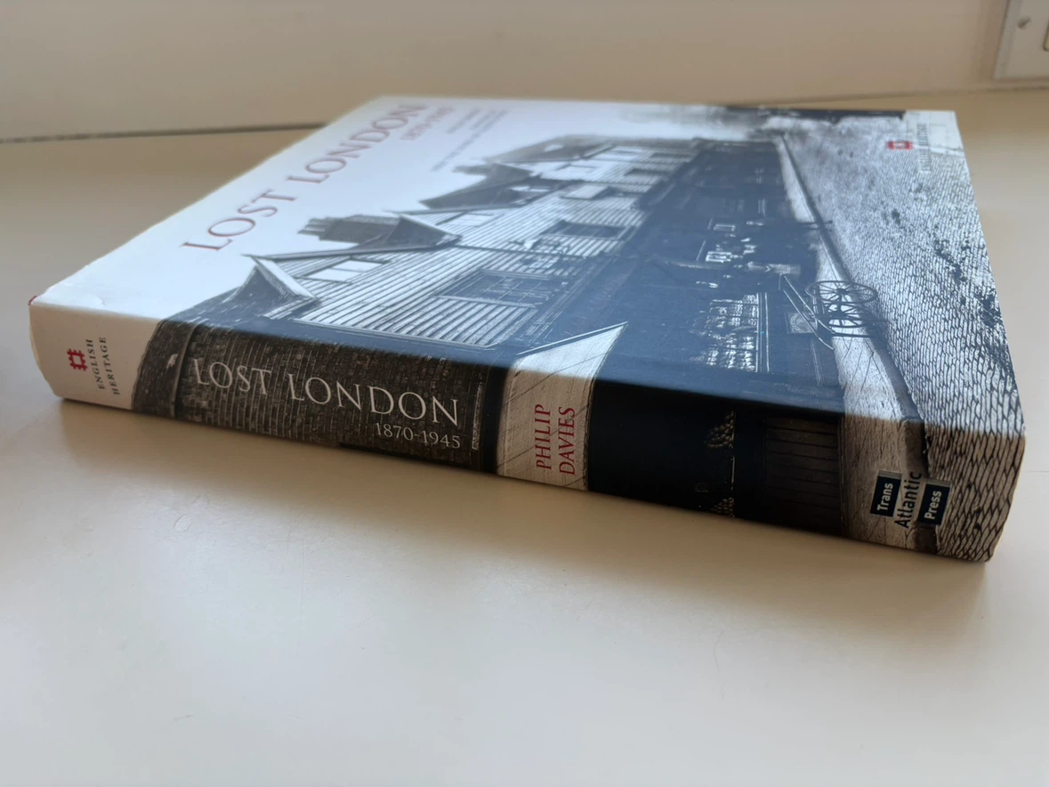 Lost London 1870-1945 by Philip Davies - photo 3