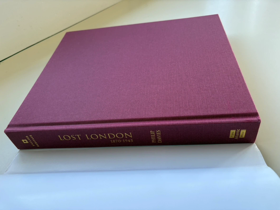 Lost London 1870-1945 by Philip Davies - photo 5