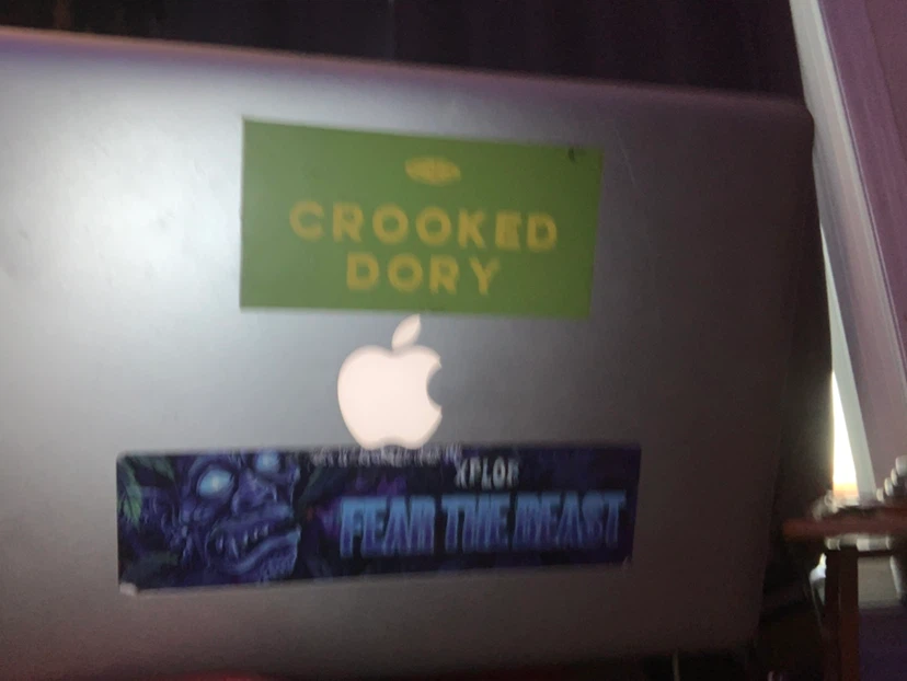 Apple MacBook Pro - photo 2